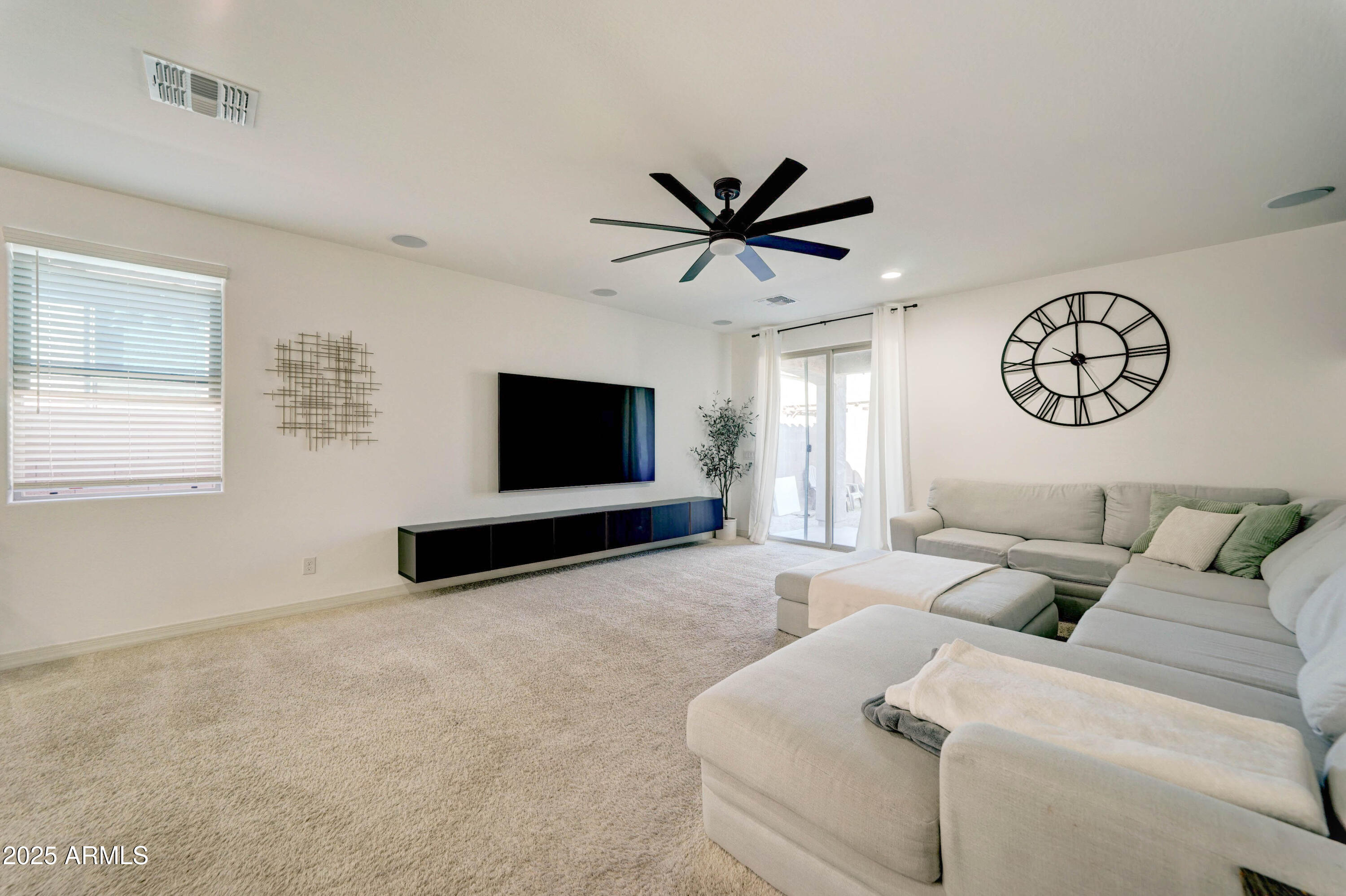 Litchfield Park, Arizona 85340, United States, 3 Bedrooms Bedrooms, ,2 BathroomsBathrooms,Residential,Active,253093