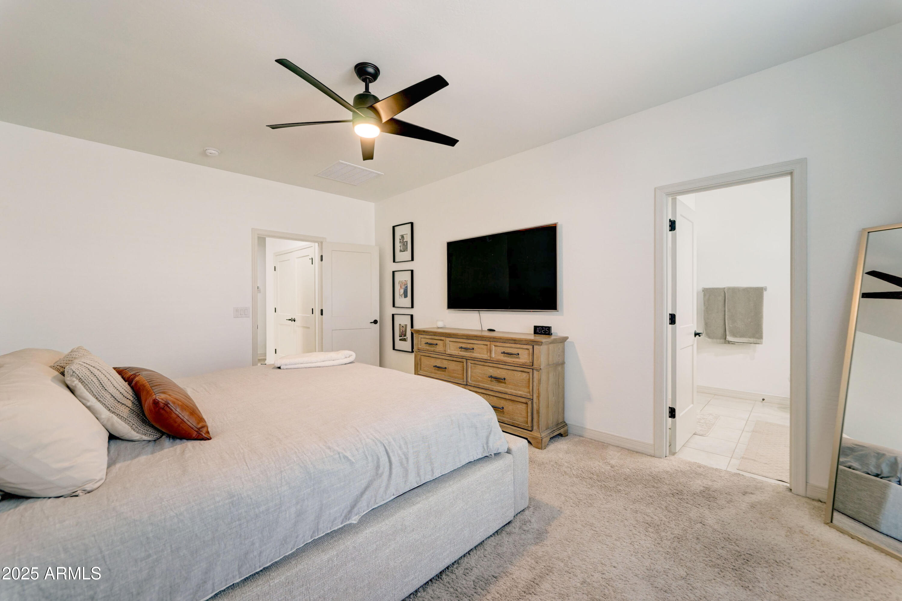 Litchfield Park, Arizona 85340, United States, 3 Bedrooms Bedrooms, ,2 BathroomsBathrooms,Residential,Active,253093