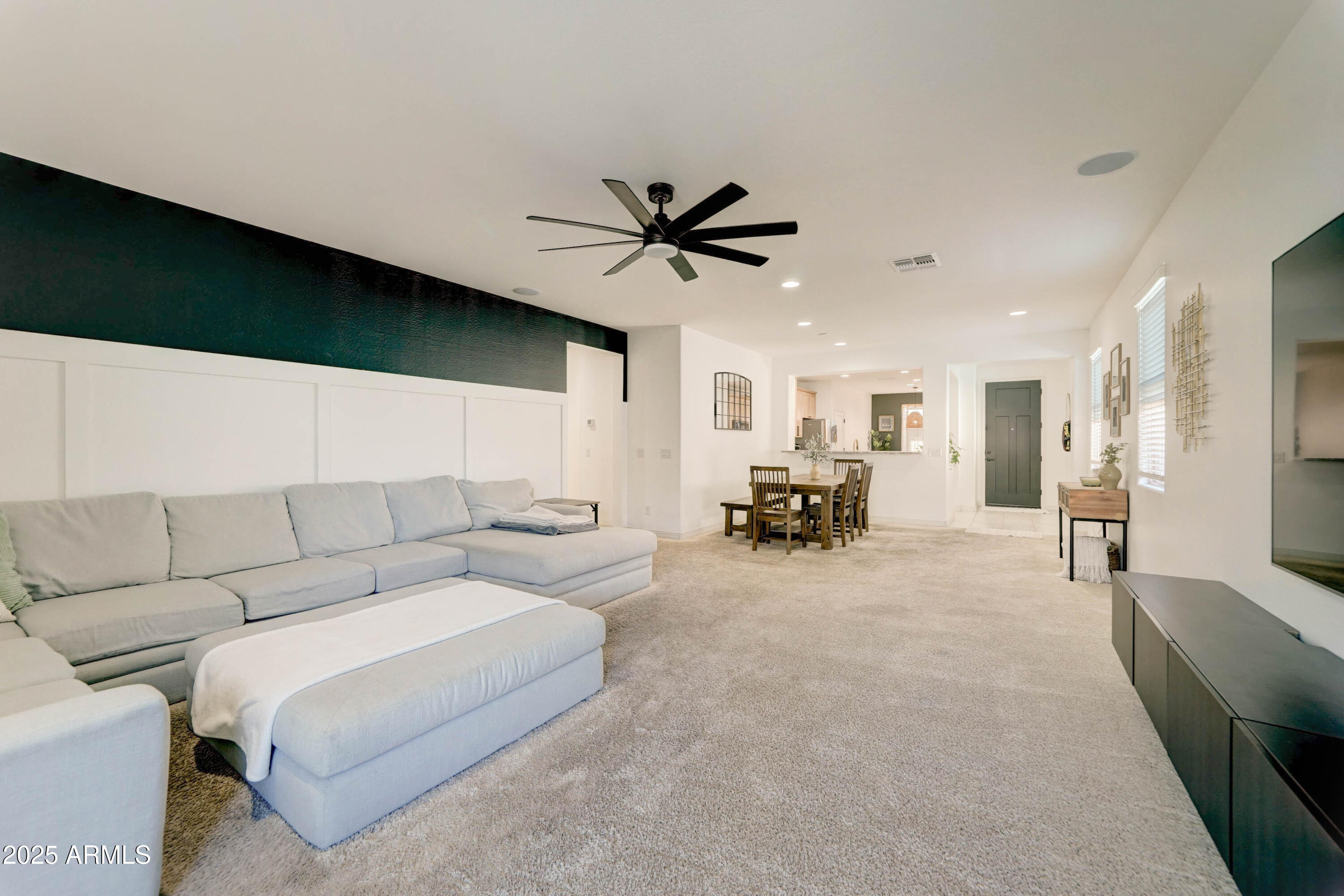 Litchfield Park, Arizona 85340, United States, 3 Bedrooms Bedrooms, ,2 BathroomsBathrooms,Residential,Active,253093