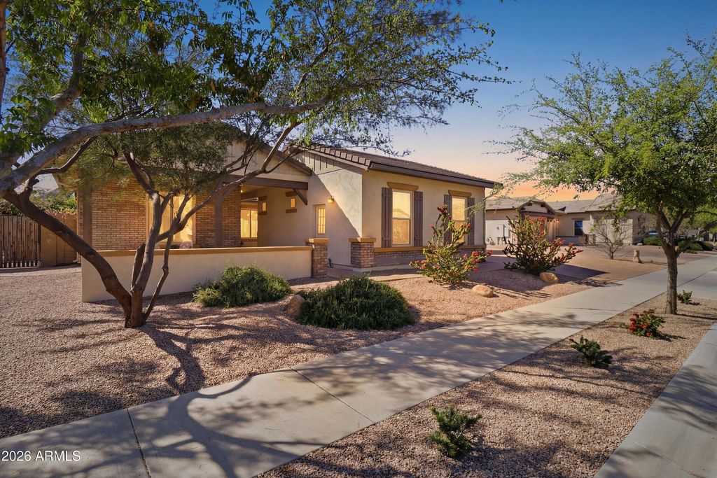 Photo of 21093 E Watford Drive, Queen Creek, AZ 85142 (MLS # 6997551)