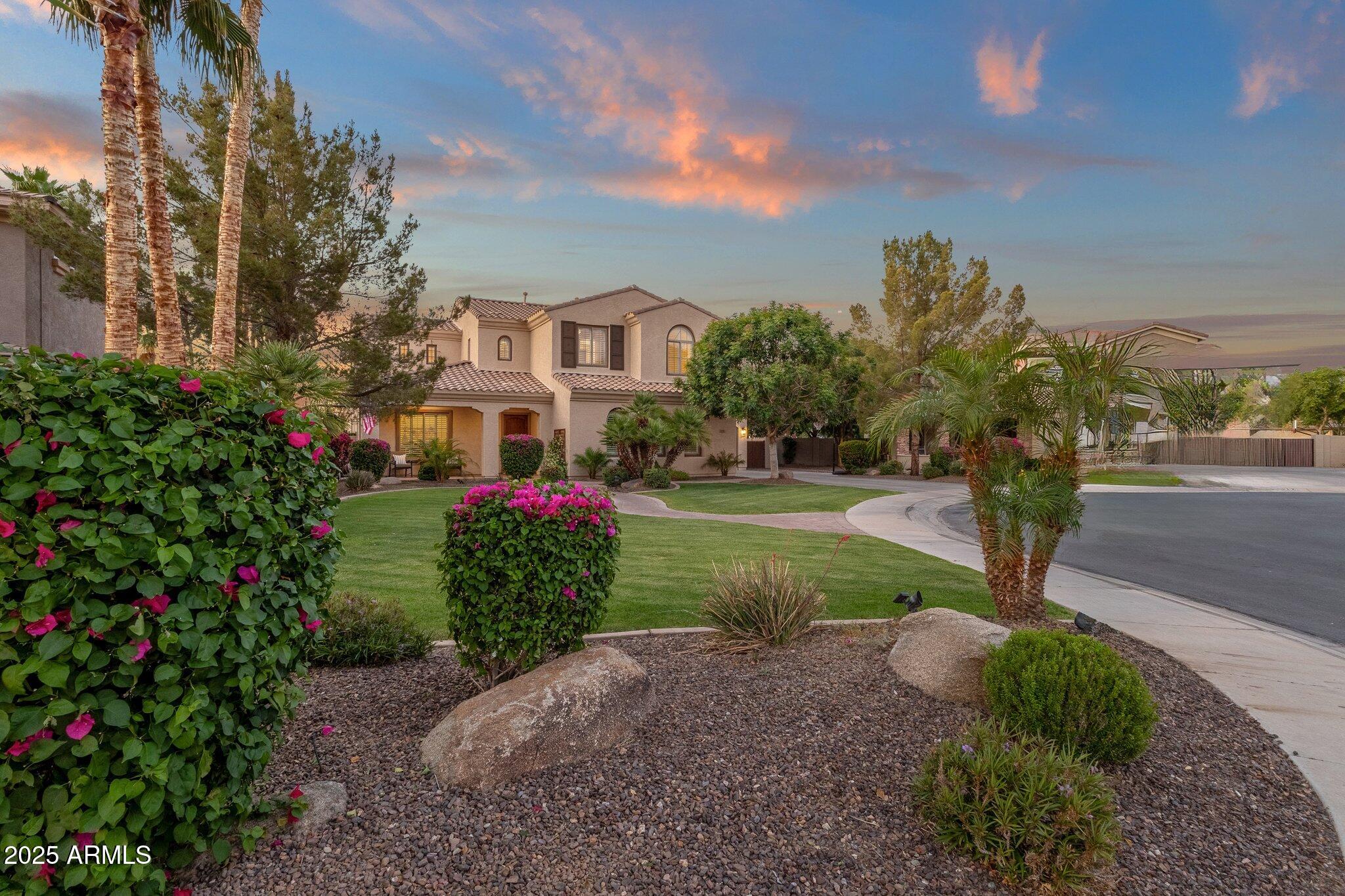 1356 E FLAMINGO Court