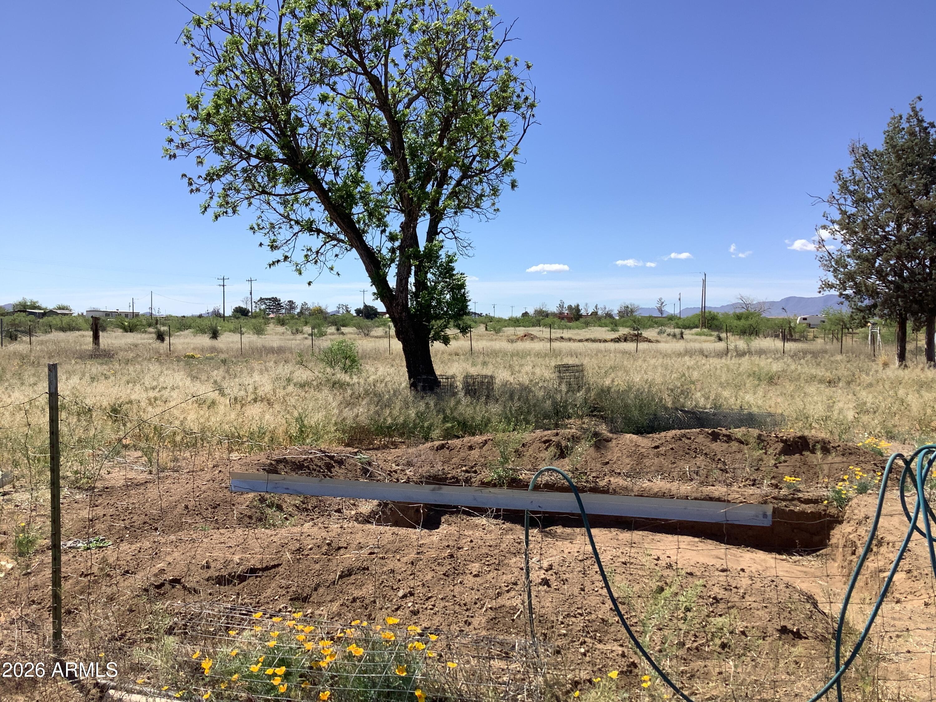 18 W APACHE Way 108