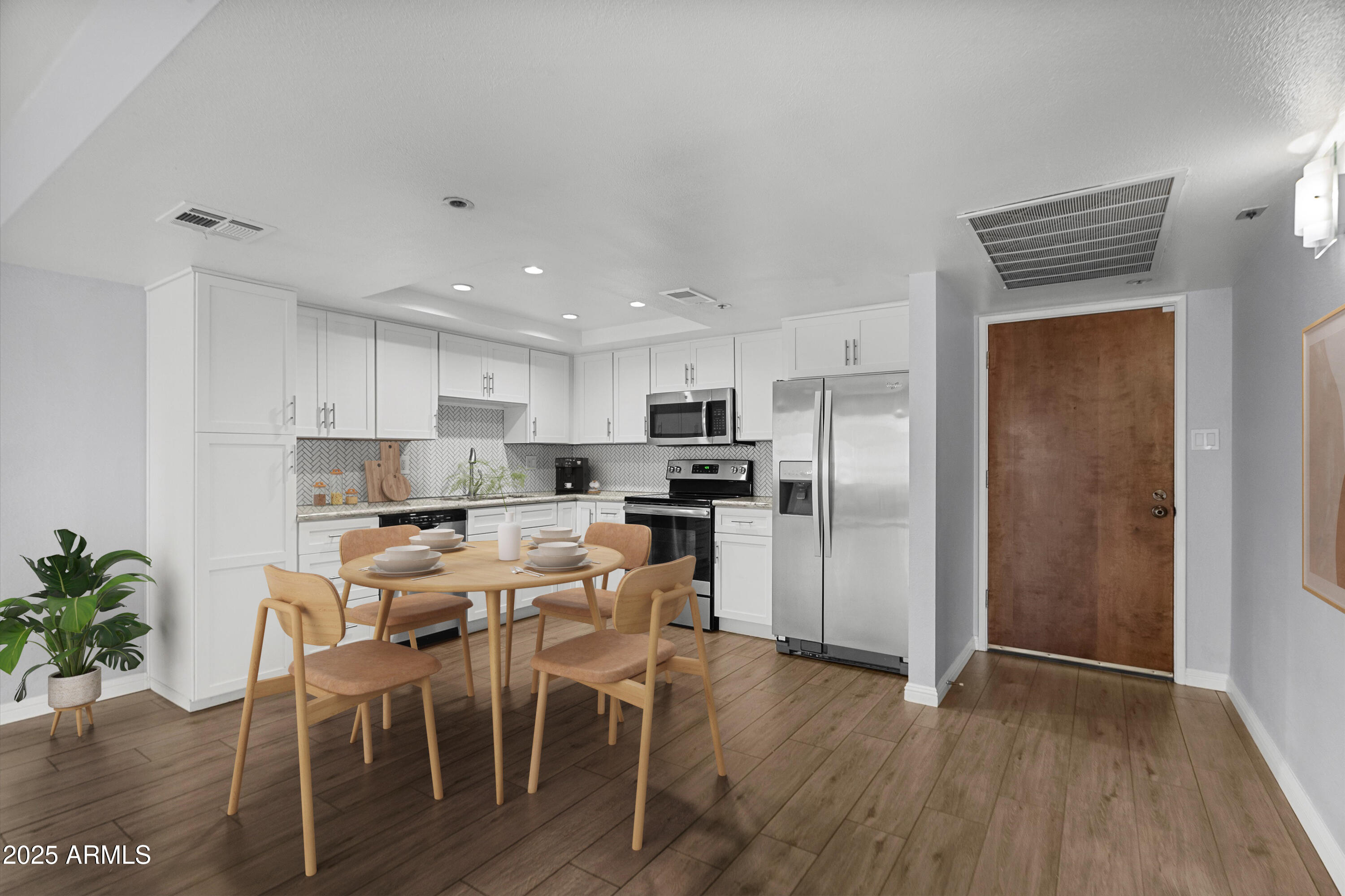 7950 E CAMELBACK Road 404