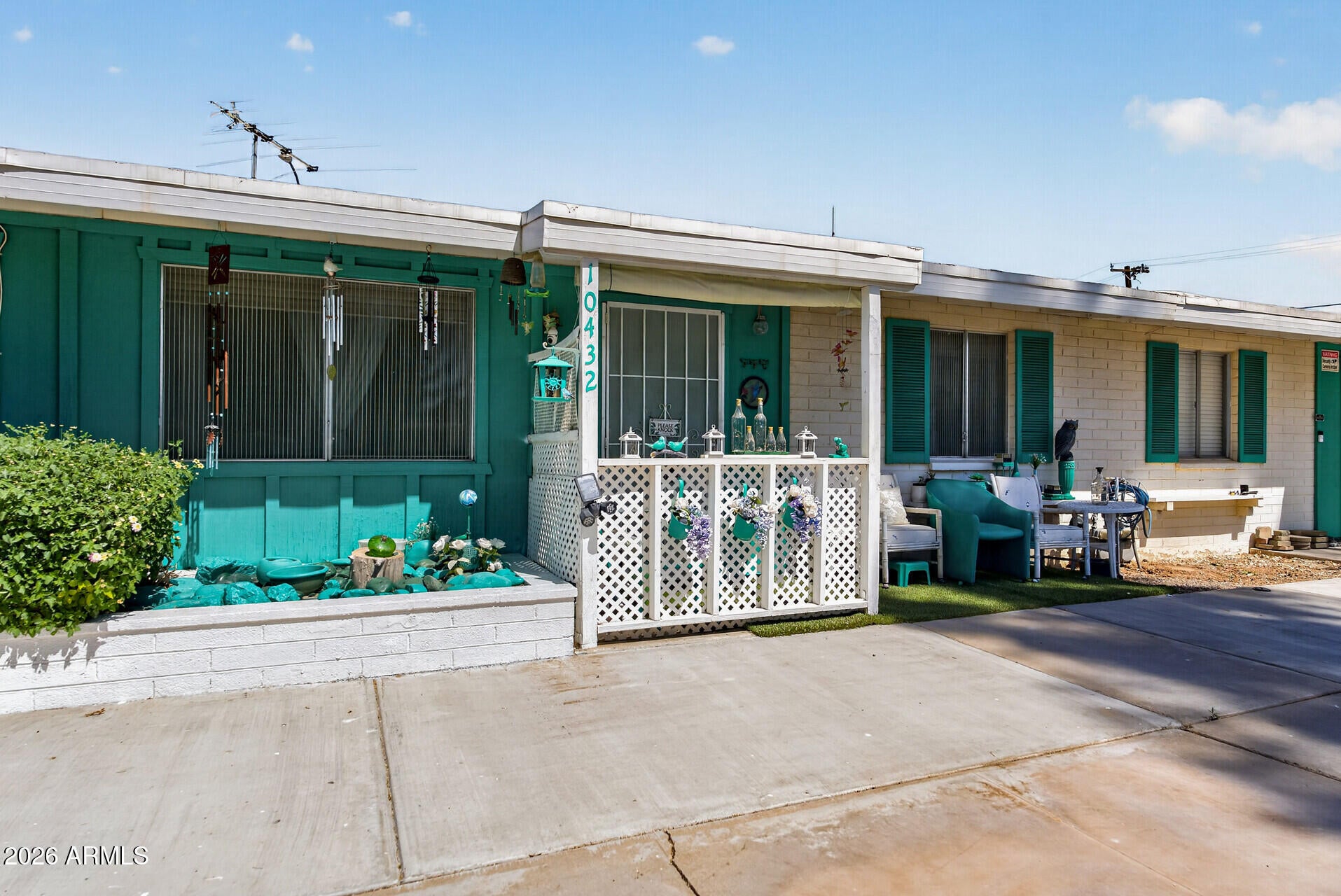 10432 W OAKMONT Drive