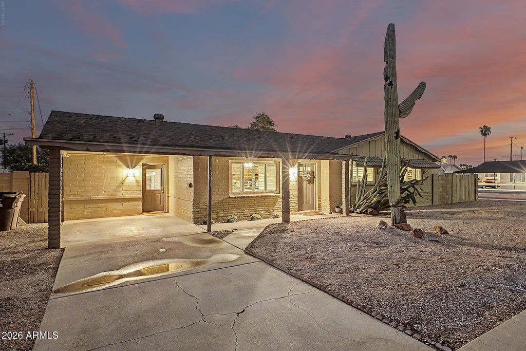 Photo of 1301 N 70th Street, Scottsdale, AZ 85257 (MLS # 7094130)