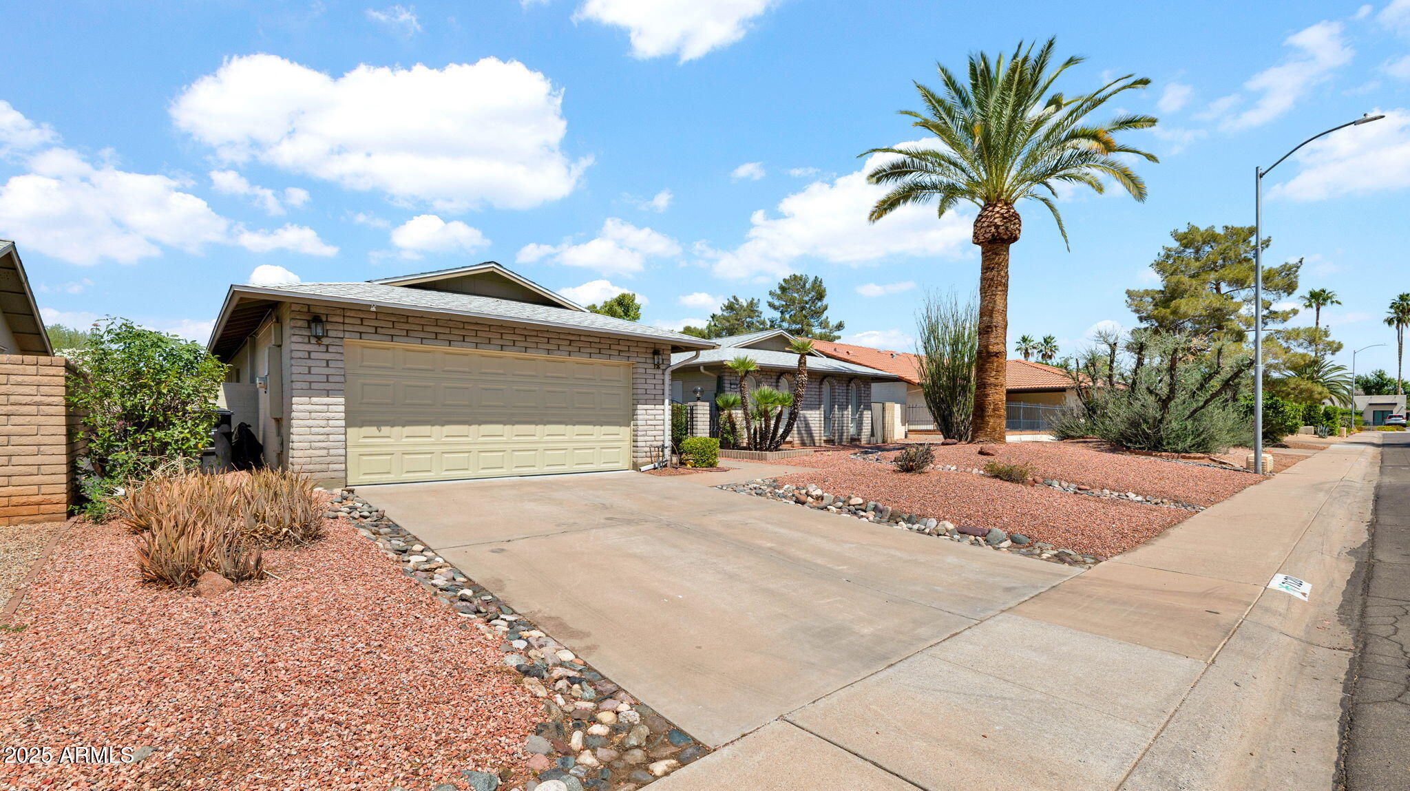7120 N Via De La Sendero --