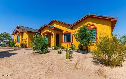 A home in Tonopah