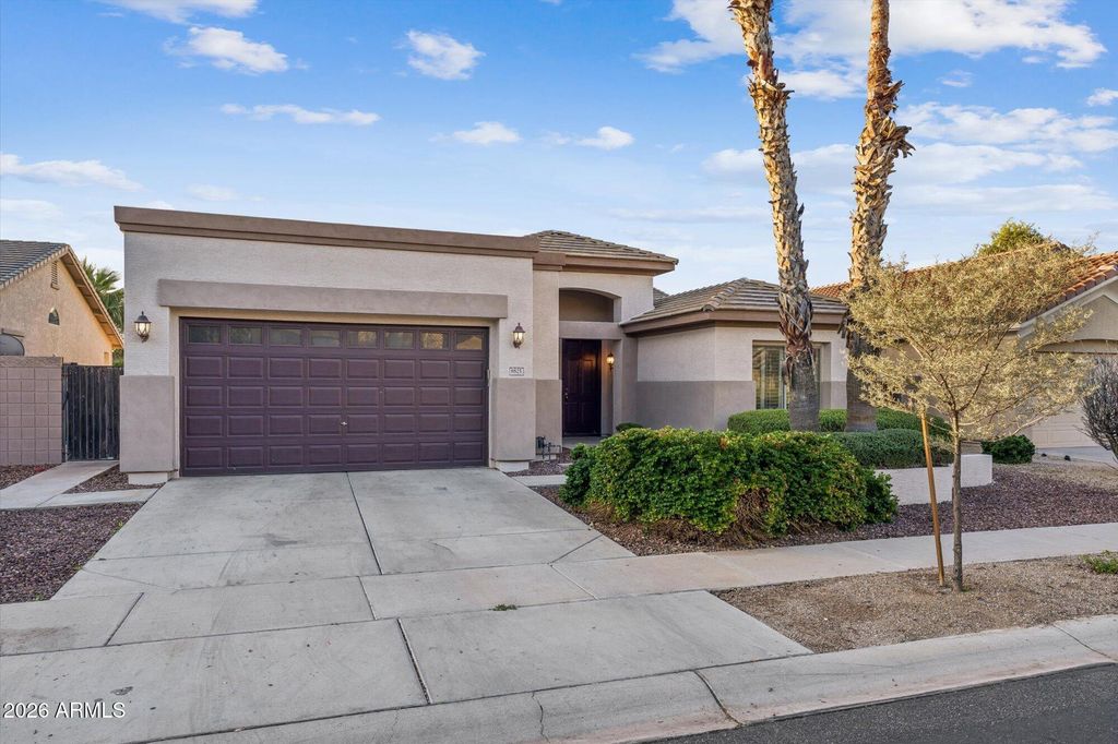 Photo of 8825 W Palmaire Avenue, Glendale, AZ 85305 (MLS # 6967369)