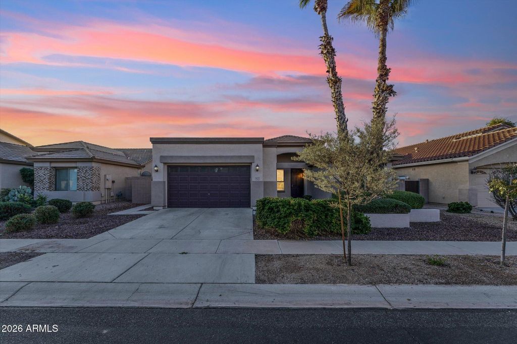 Photo of 8825 W Palmaire Avenue, Glendale, AZ 85305 (MLS # 6967369)