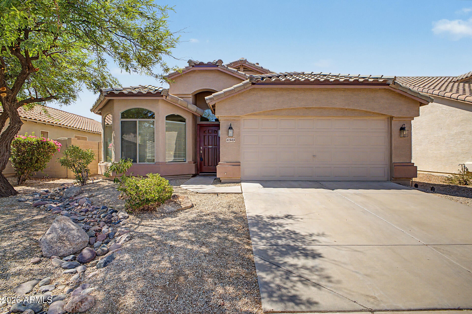 41949 W ANNE Lane