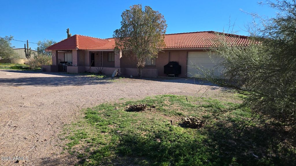 Photo of 295 E Moon Vista Street, Apache Junction, AZ 85119 (MLS # 6991251)