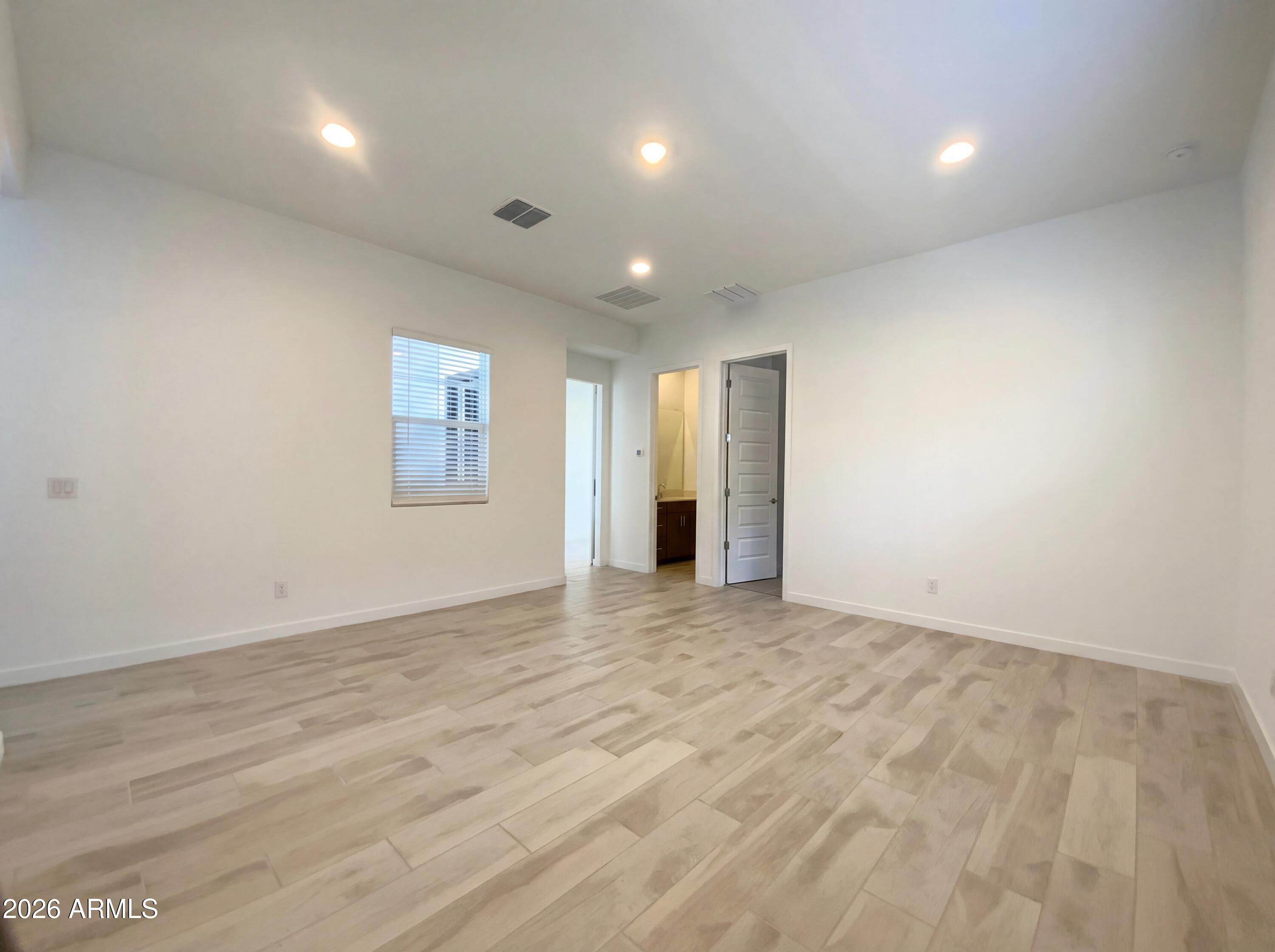 3315 E CRAFTSMAN Lane