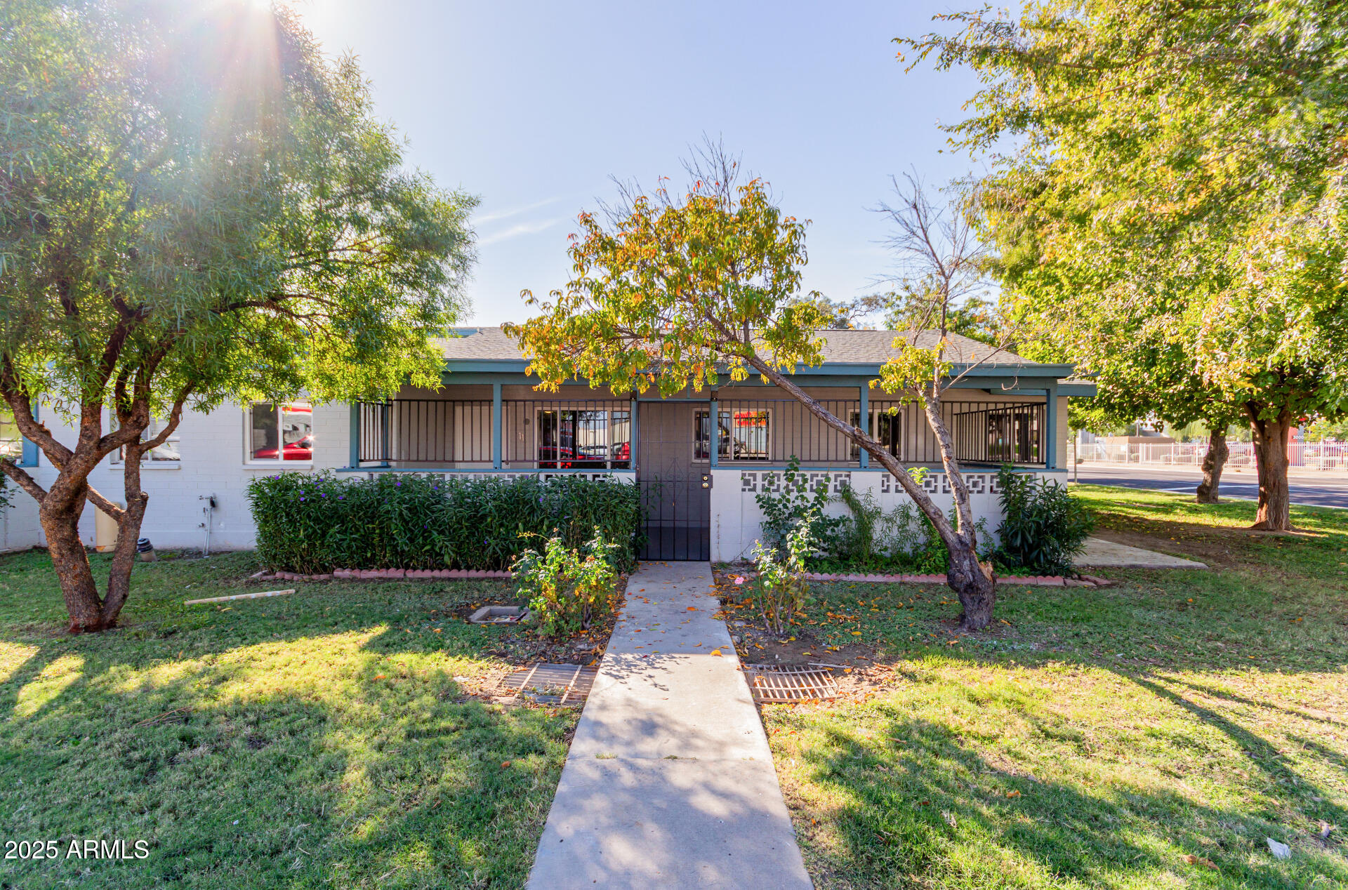 2985 N 19TH Avenue 11