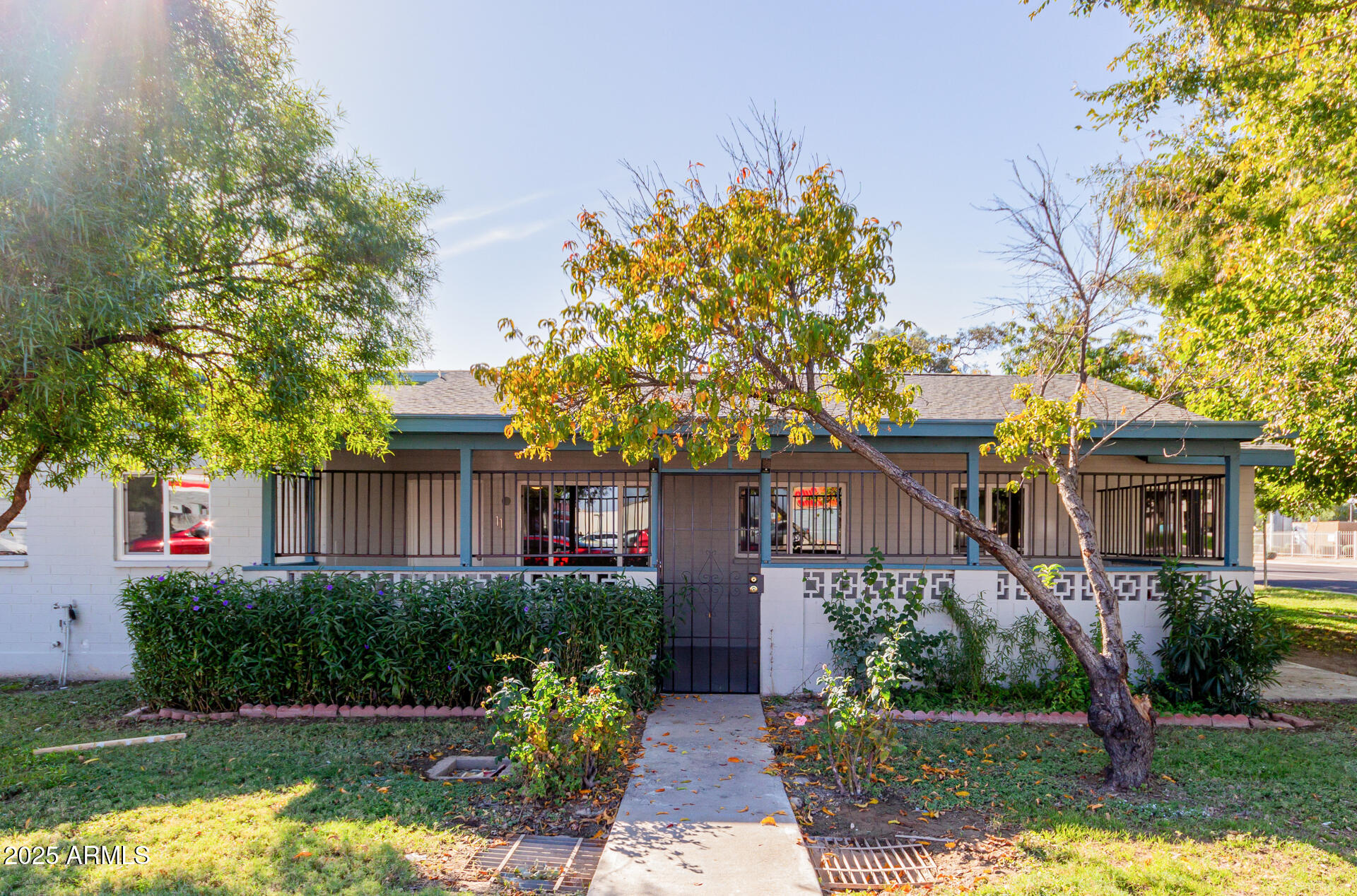 2985 N 19TH Avenue 11