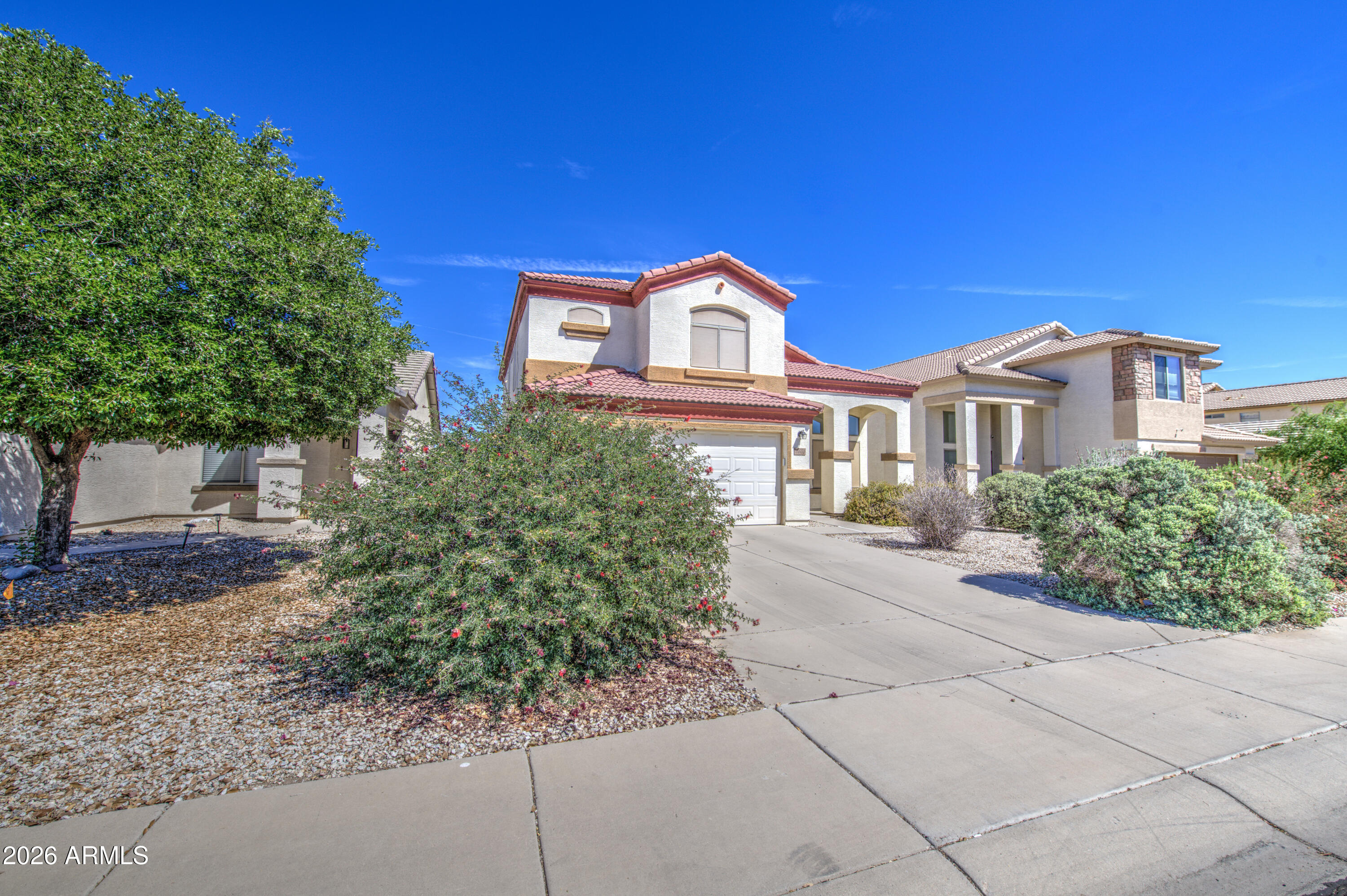 2000 W VINEYARD PLAINS Drive