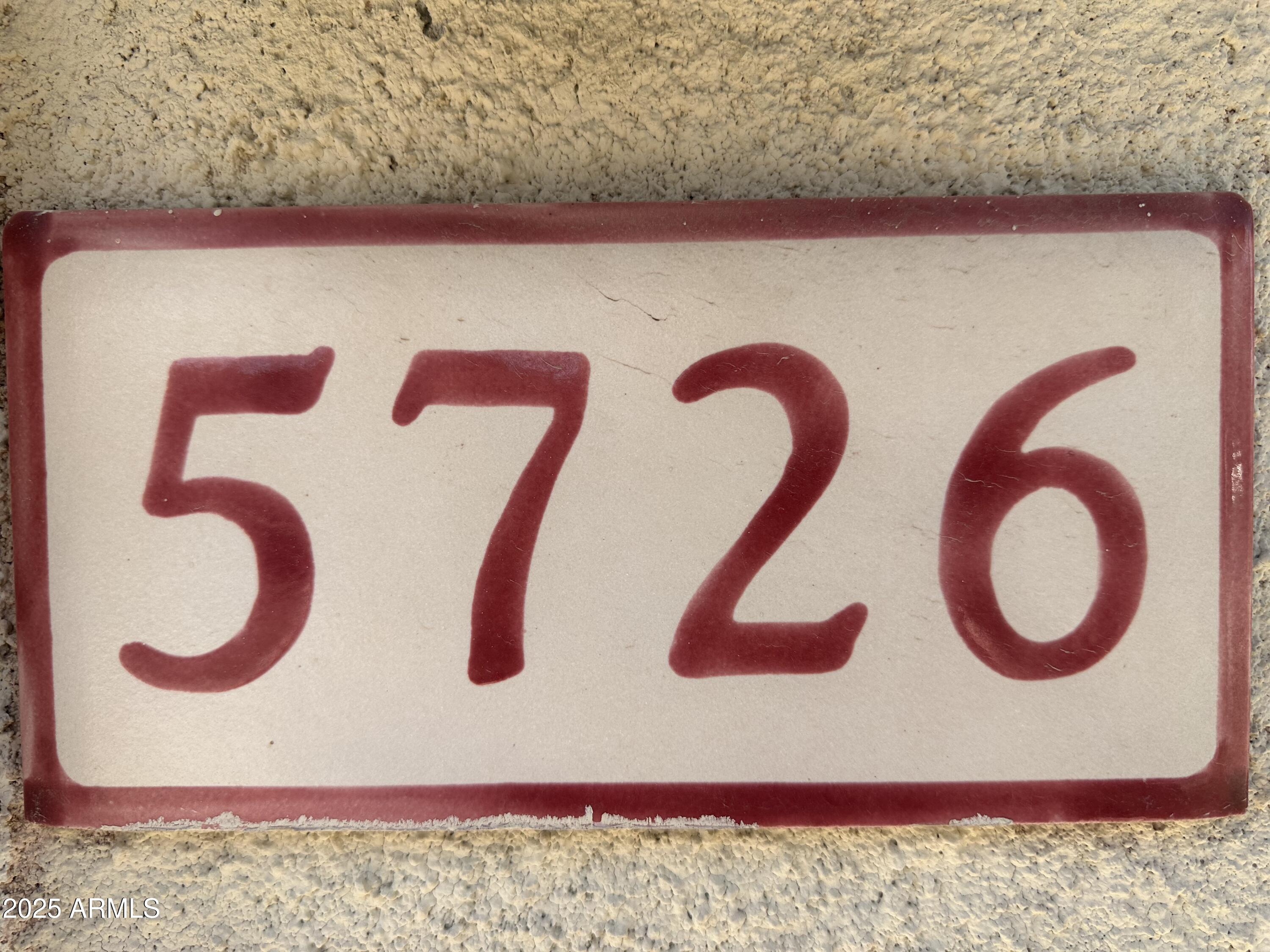 5726 W IVANHOE Street