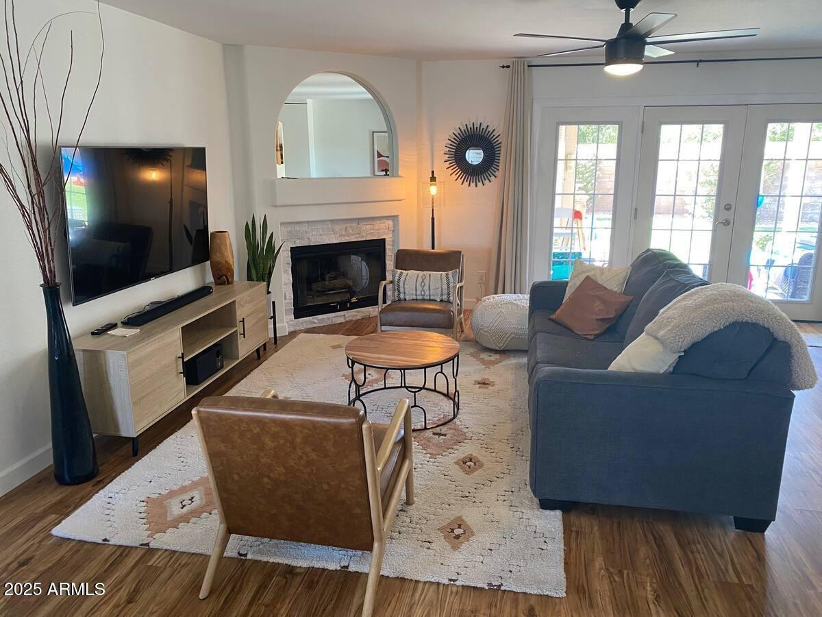 3798 E Encinas Avenue