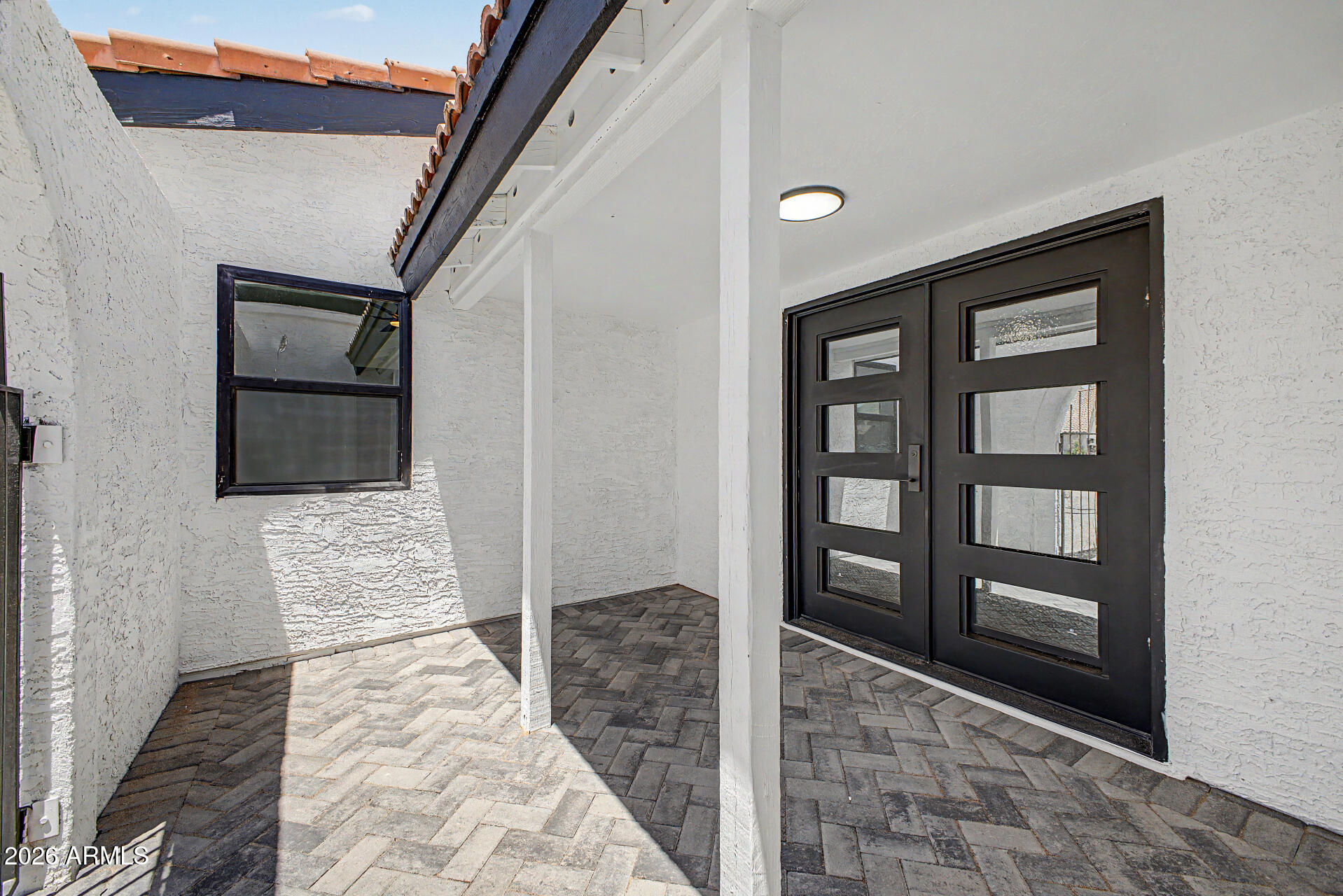 1503 N SPRING --