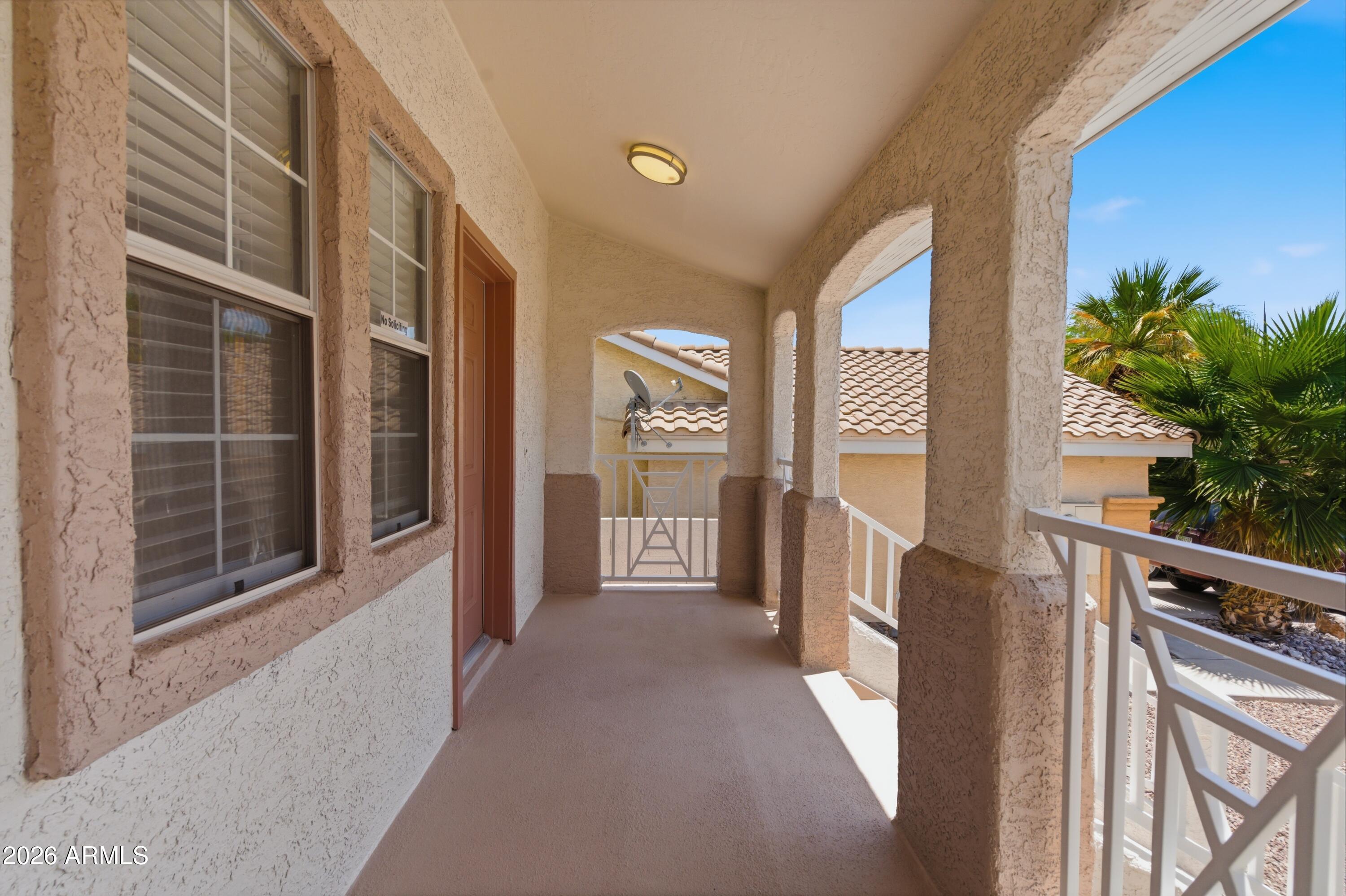 998 W LEAH Lane