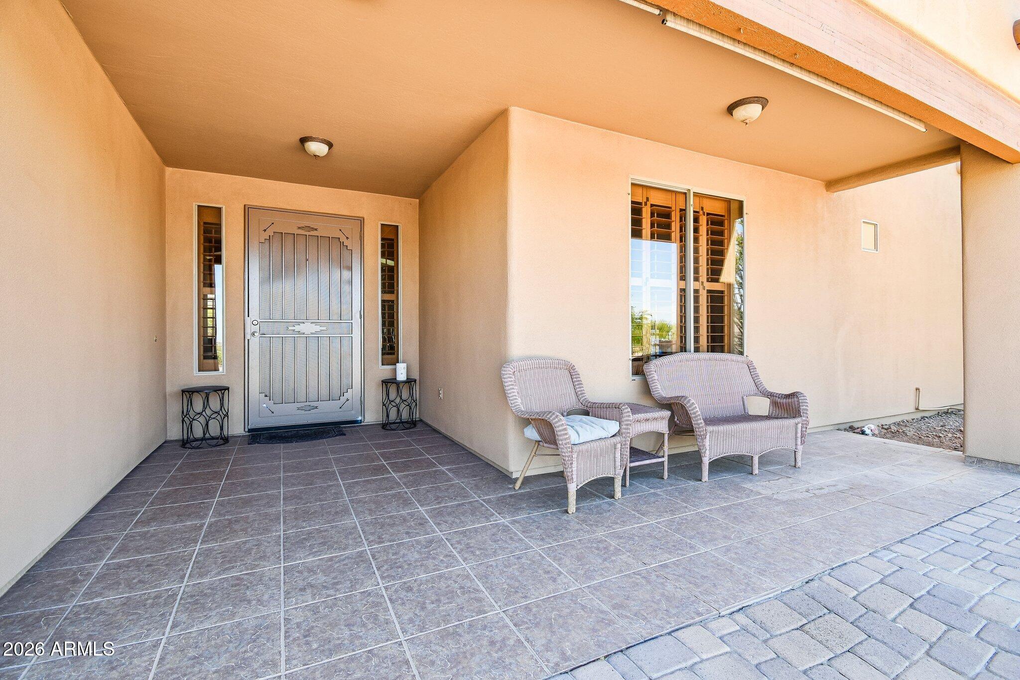 1547 N VAL VISTA Road