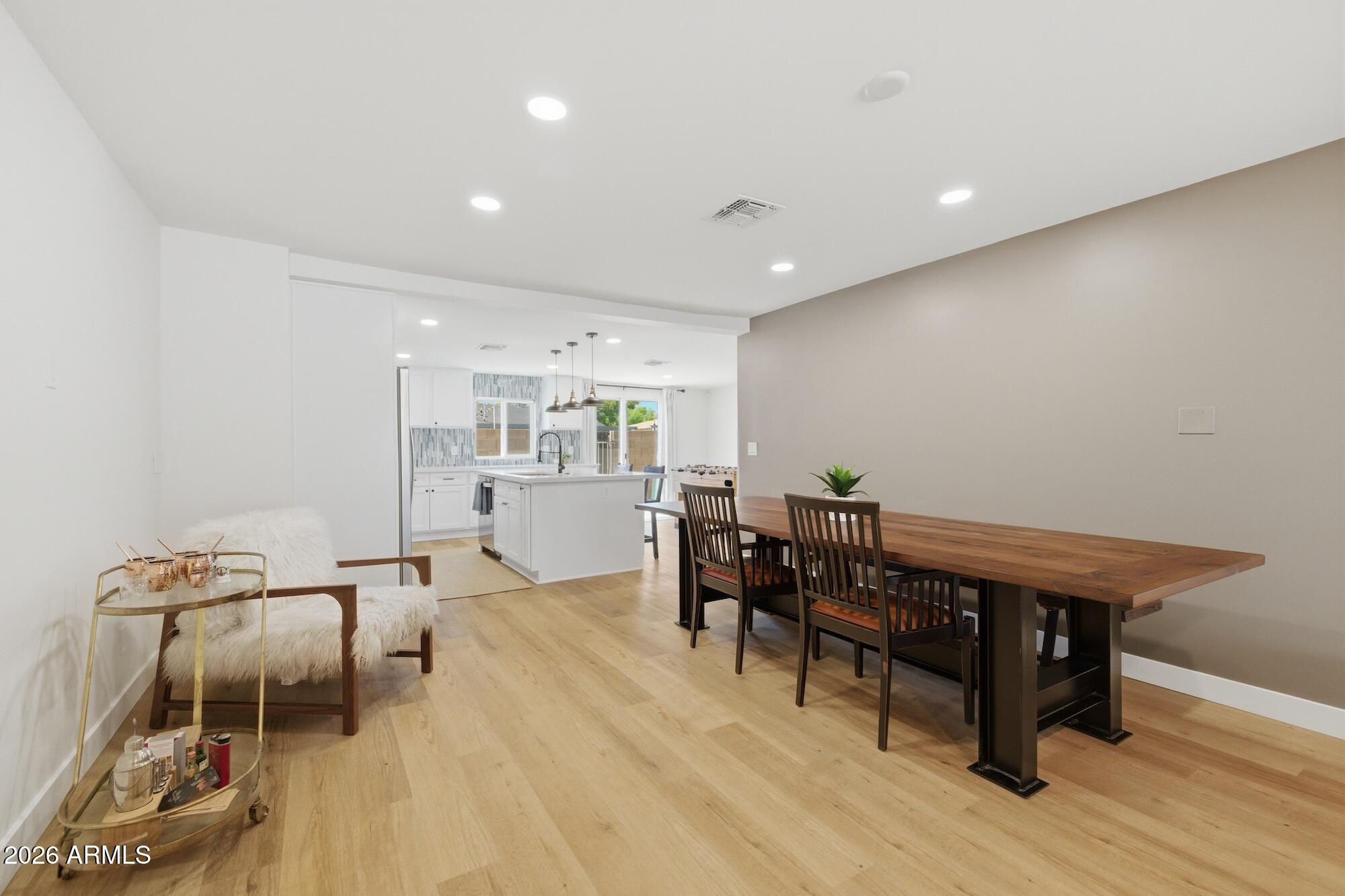 3713 E HARVARD Street