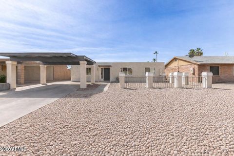 10611 W AVENIDA CORDONIZ -- Phoenix AZ 85037