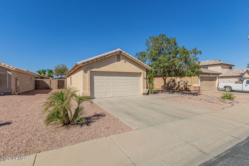 Photo of 12140 W Rosewood Drive, El Mirage, AZ 85335 (MLS # 7000754)