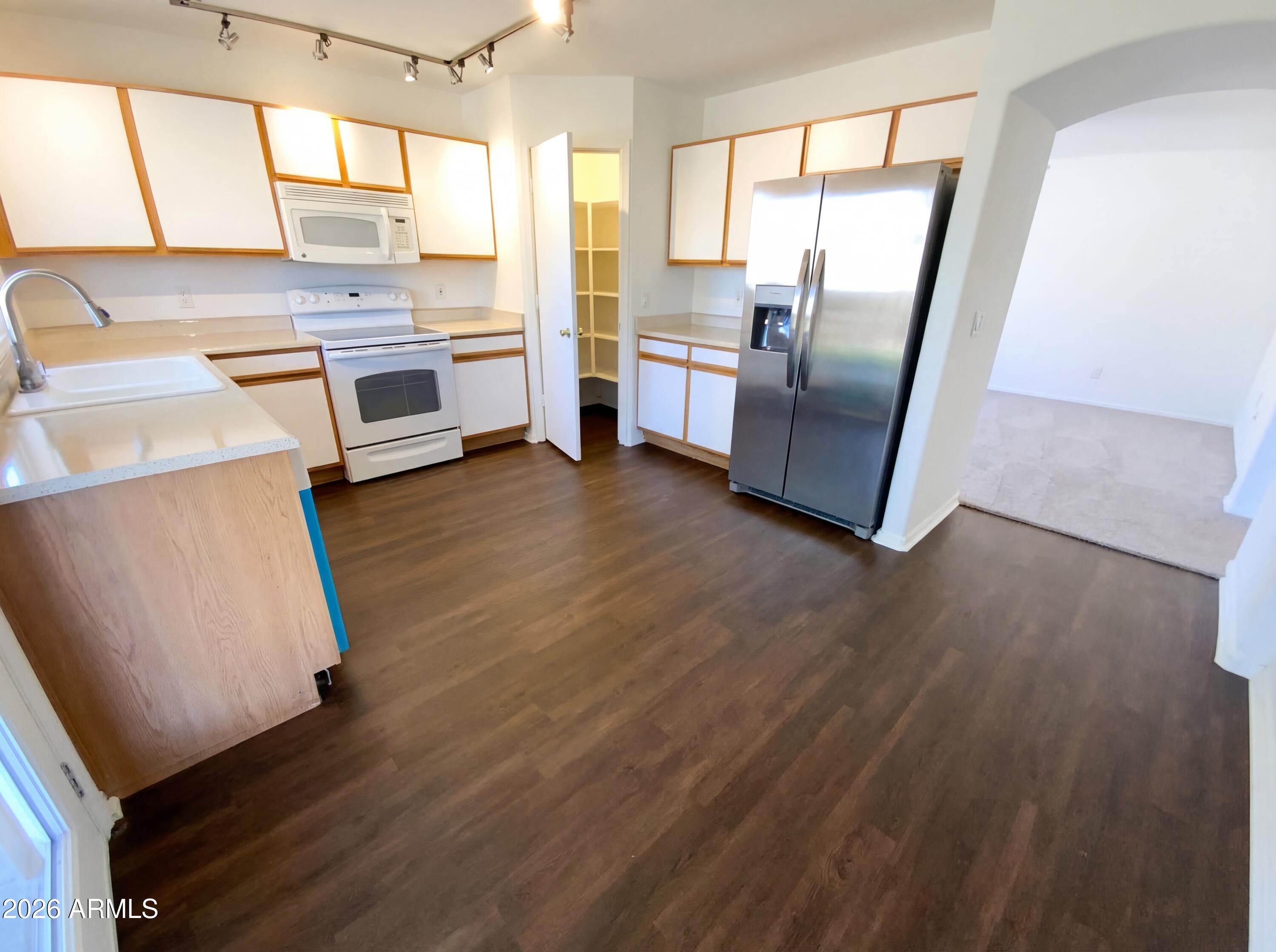 12140 W ROSEWOOD Drive