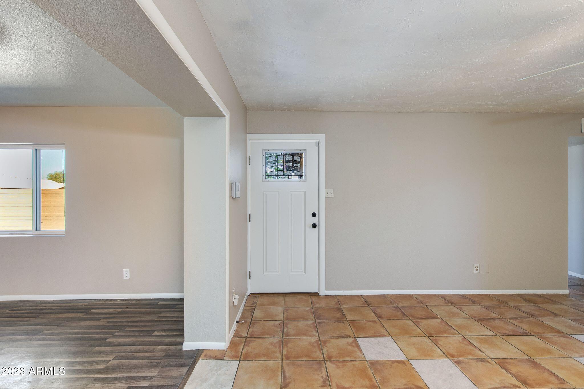 4415 E CHAMBERS Street