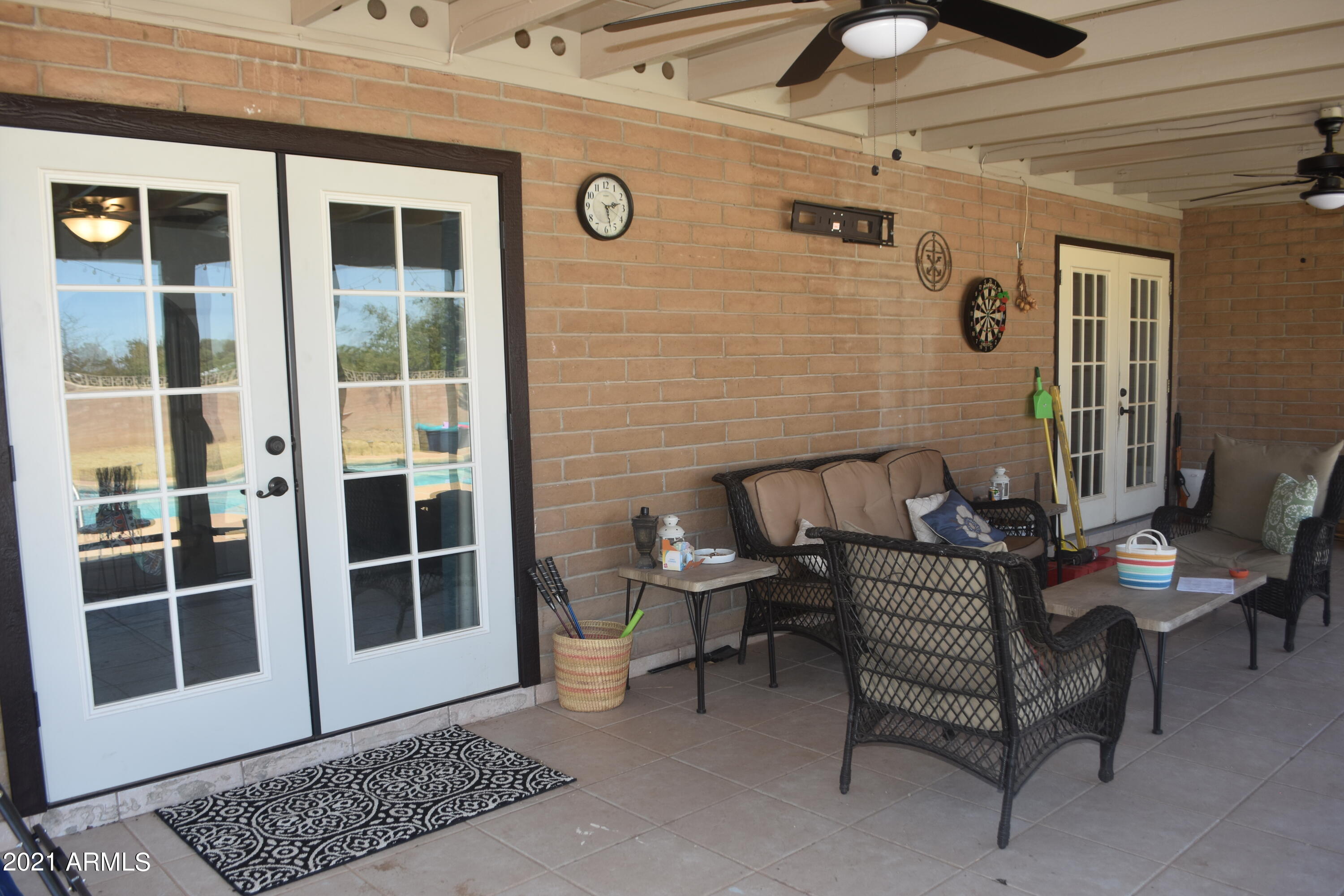 TOWN & COUNTRY ESTATES UNIT 6 - Residential