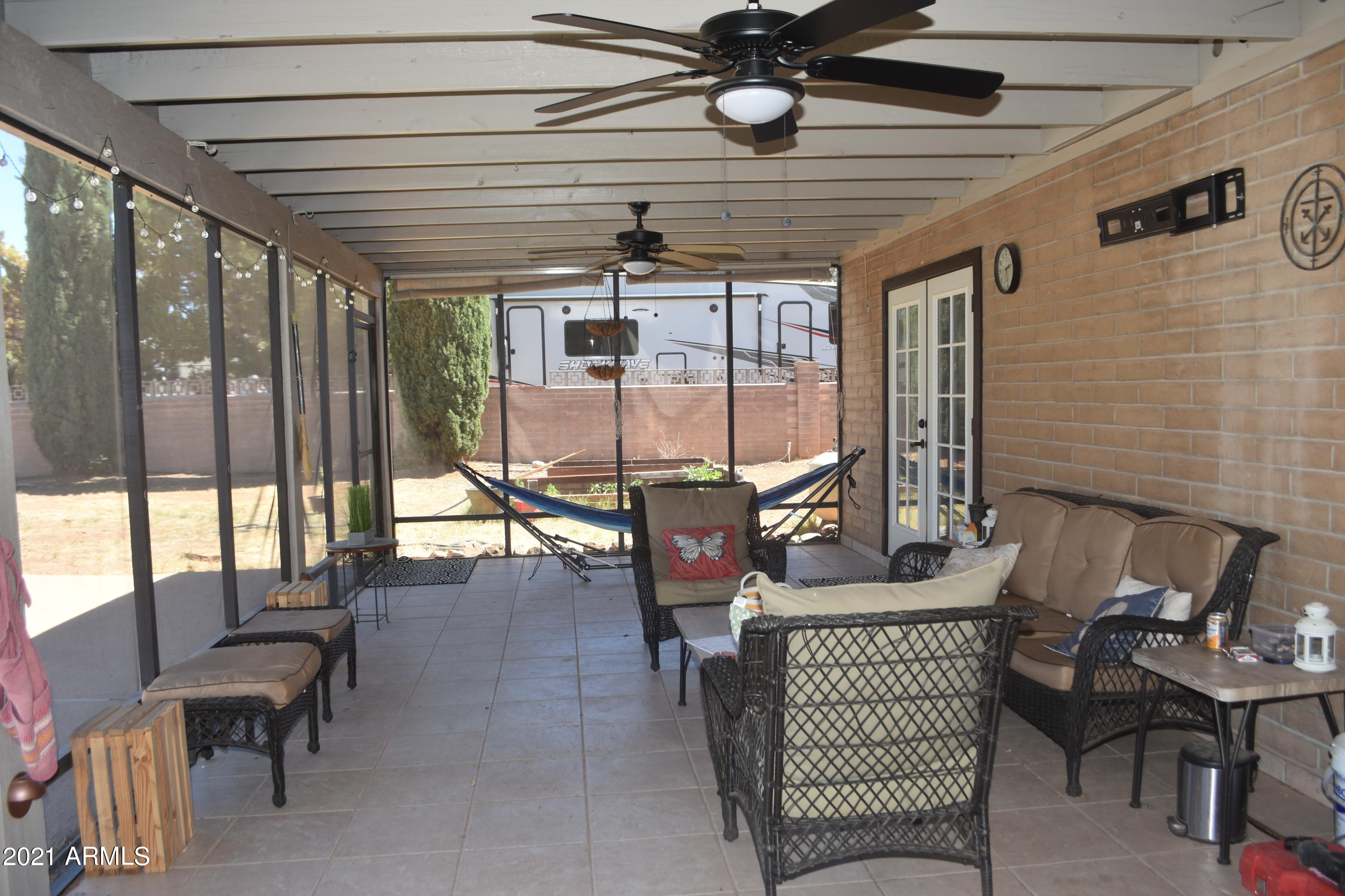 TOWN & COUNTRY ESTATES UNIT 6 - Residential
