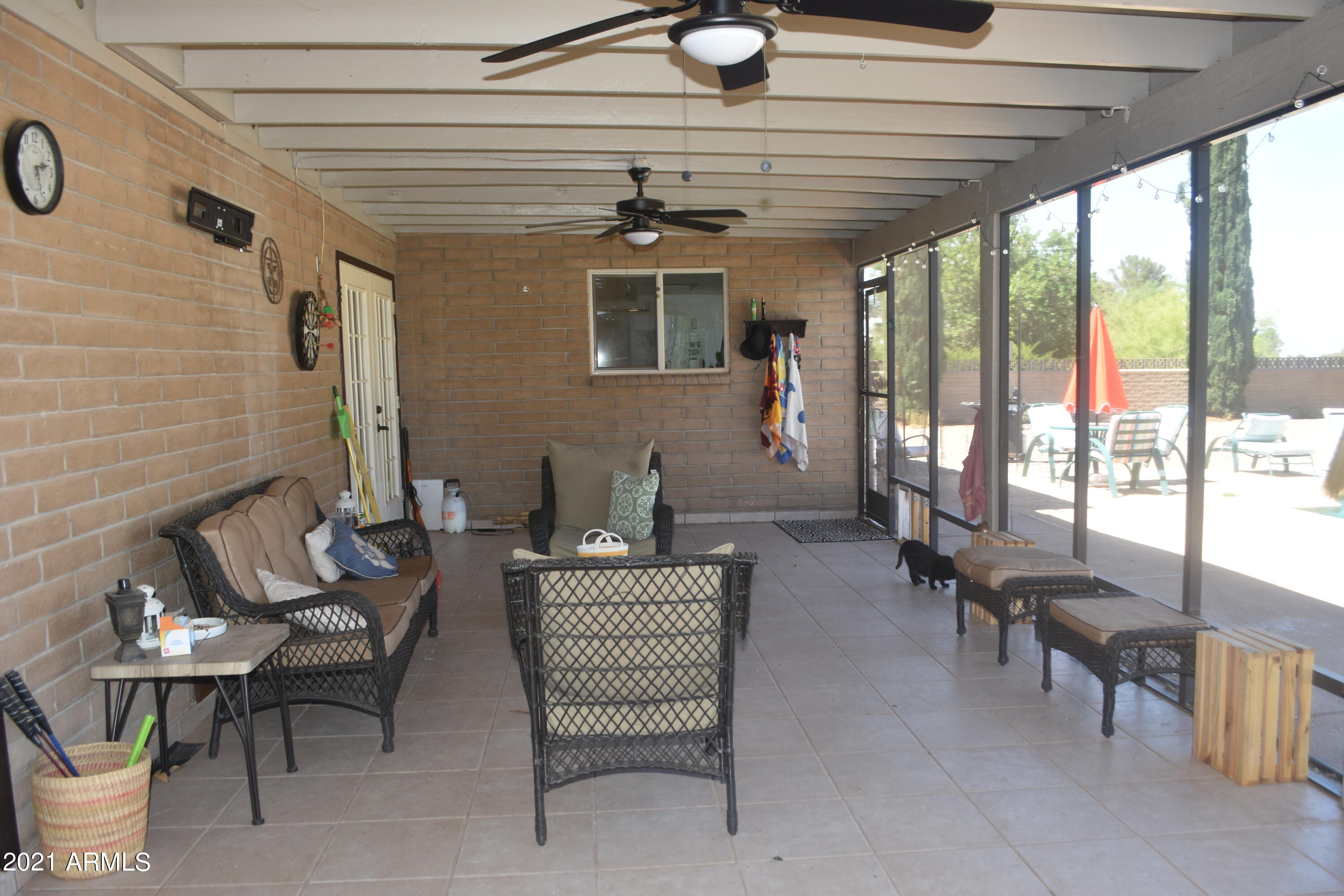 TOWN & COUNTRY ESTATES UNIT 6 - Residential