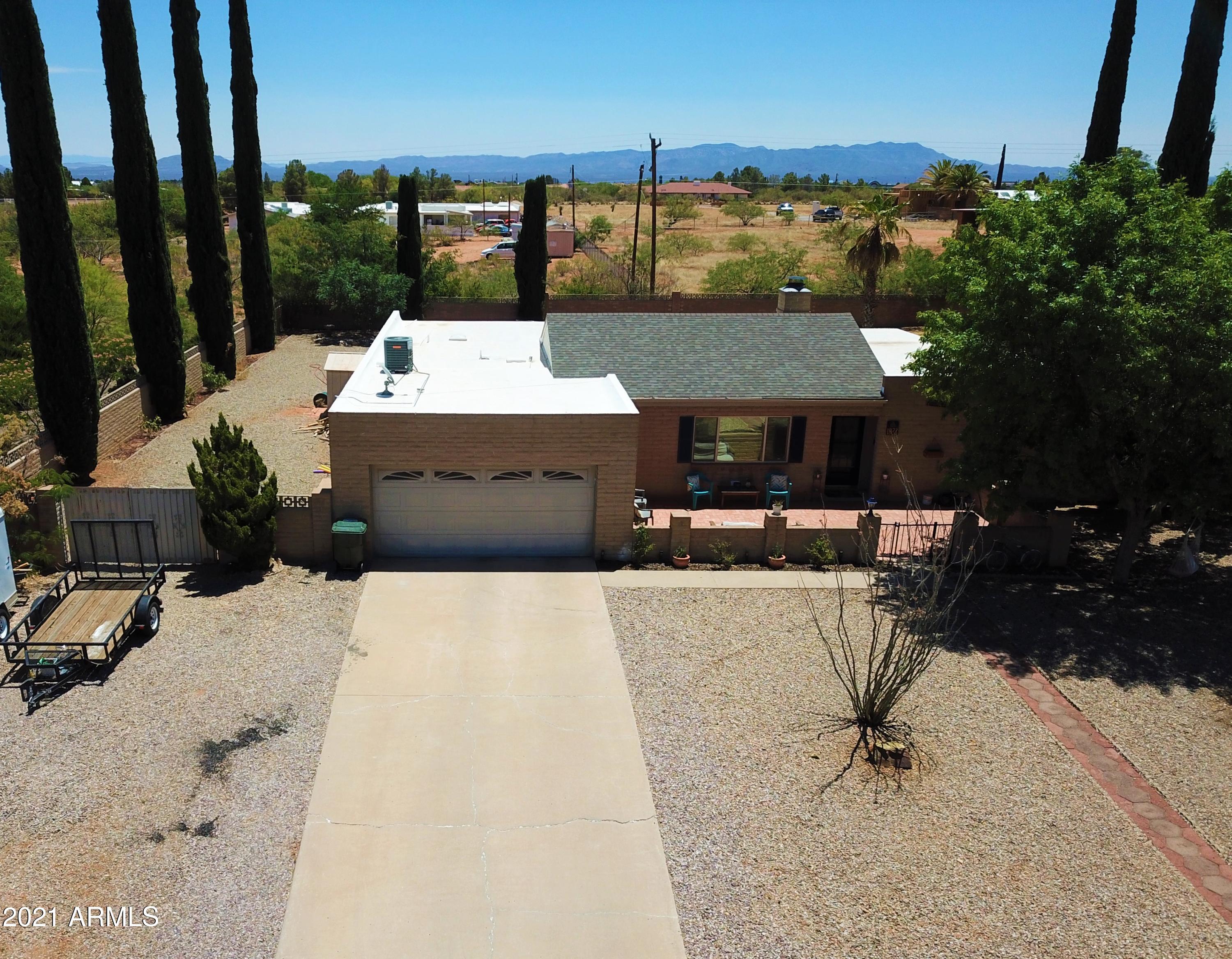 TOWN & COUNTRY ESTATES UNIT 6 - Residential