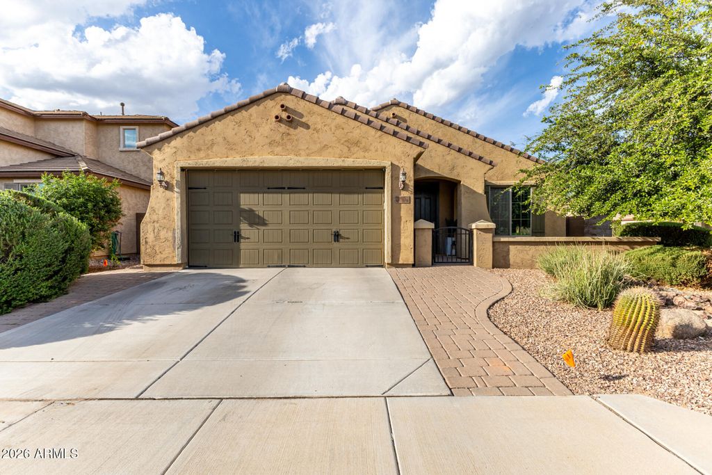 Photo of 152 W Rosemary Drive, Chandler, AZ 85248 (MLS # 7007054)