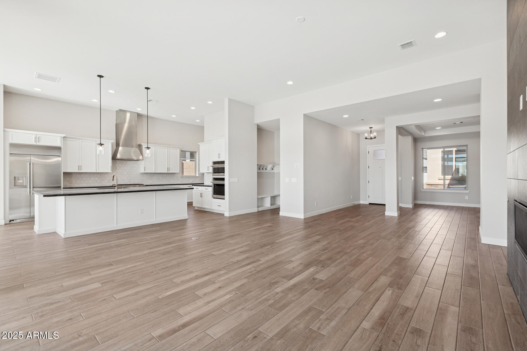 20645 W BERRIDGE Lane