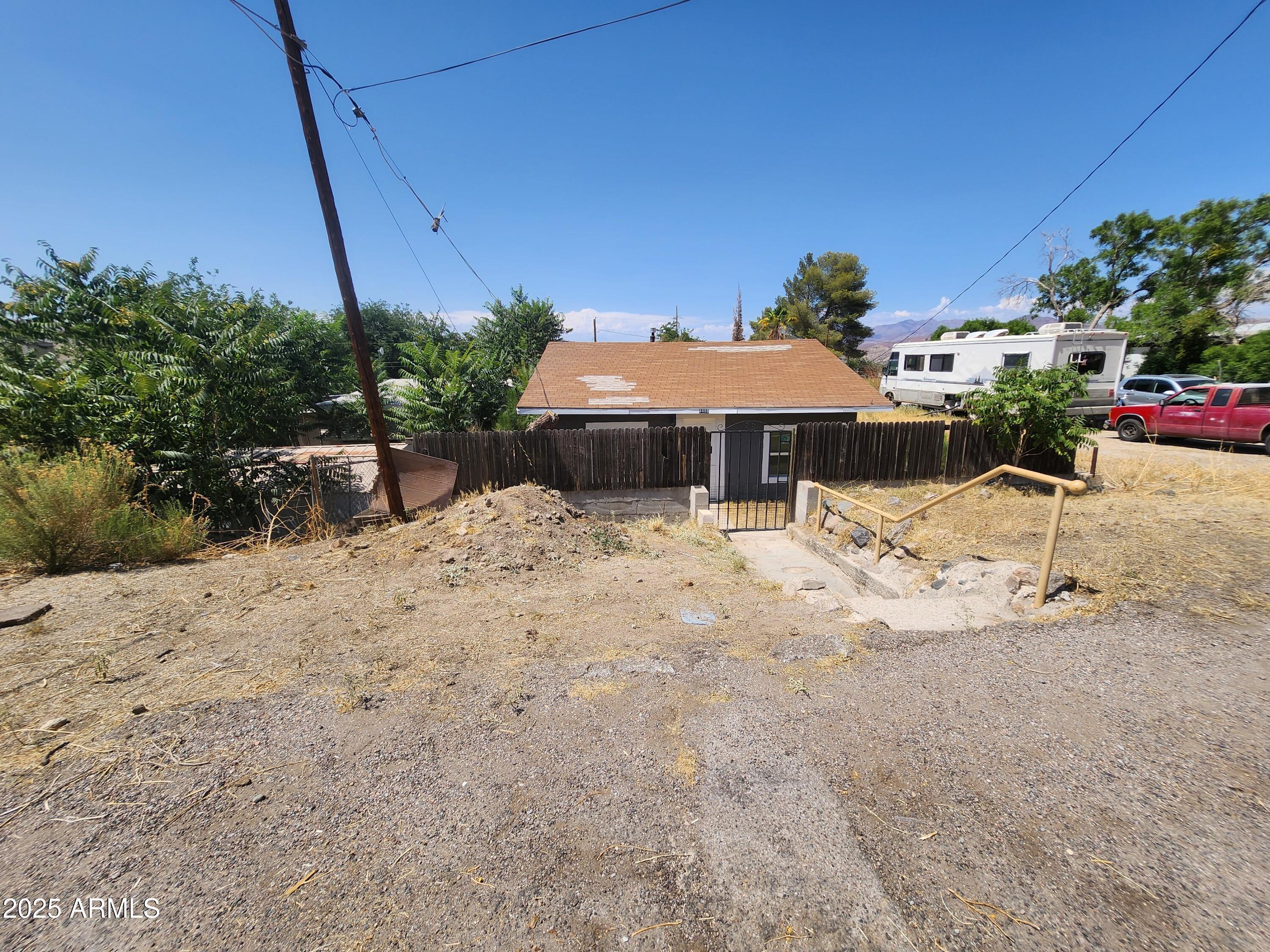 Homes 1 4488 E CALLE PEQUENA --