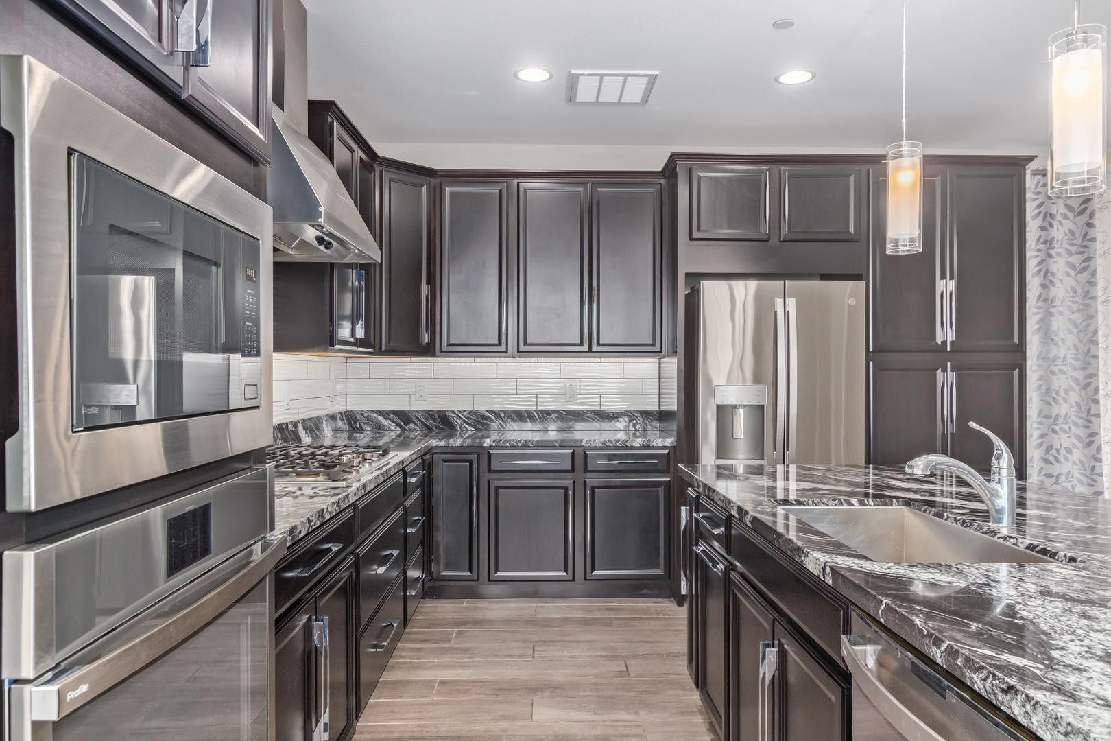 1667 S Wallrade Lane