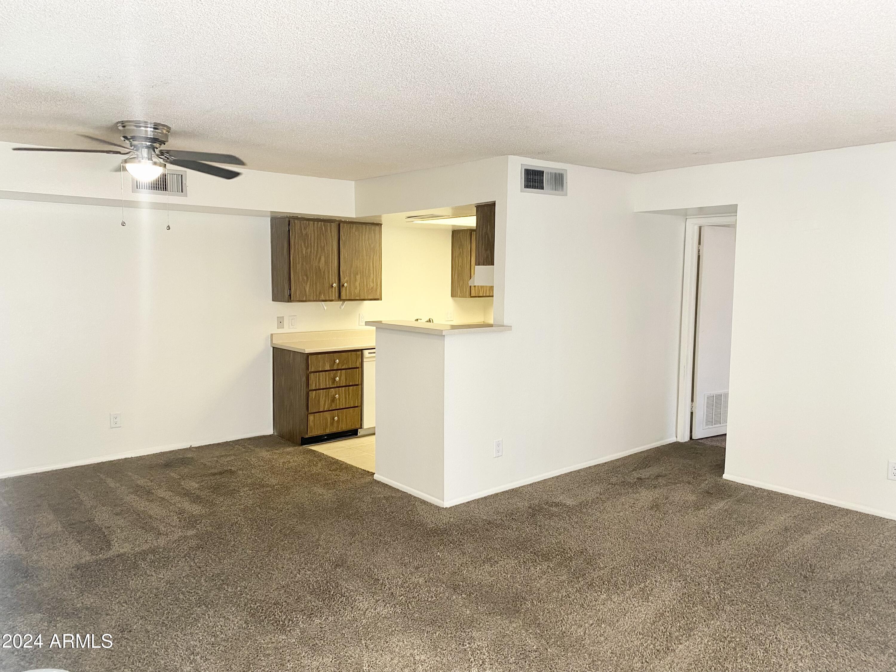 4608 W MARYLAND Avenue 144