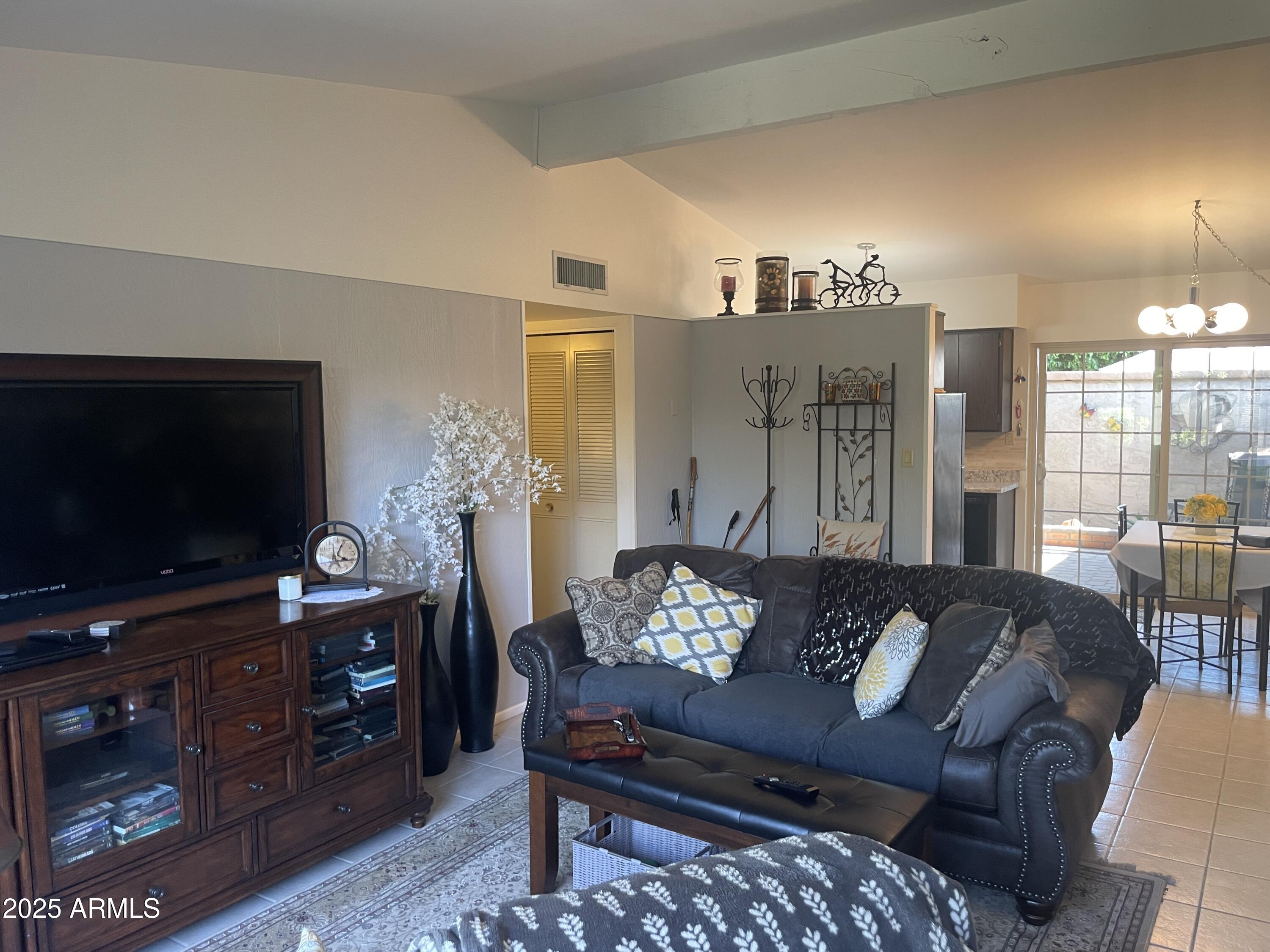 1320 E Bethany Home Road Road 33