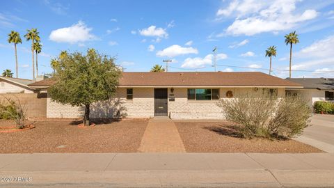 7526 E Minnezona Avenue Scottsdale AZ 85251