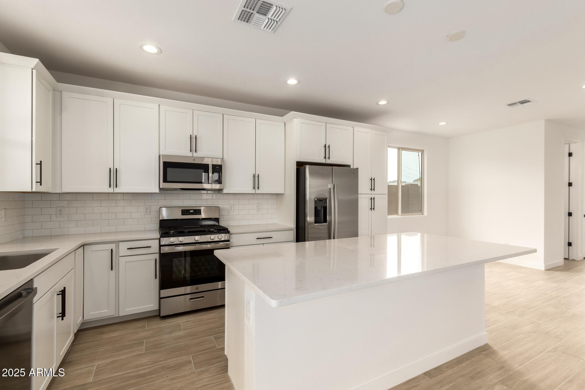 16980 W WINSTON Drive