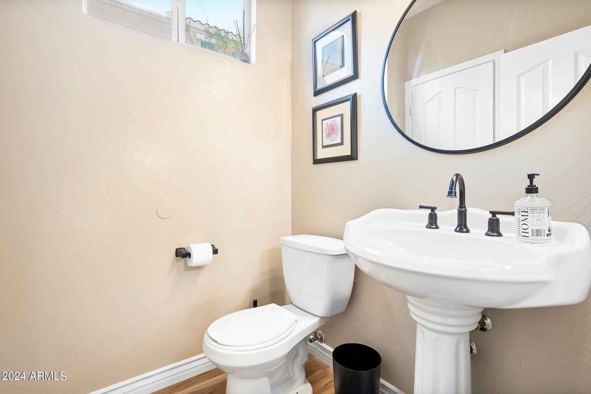 304 W MOUNTAIN SAGE Drive