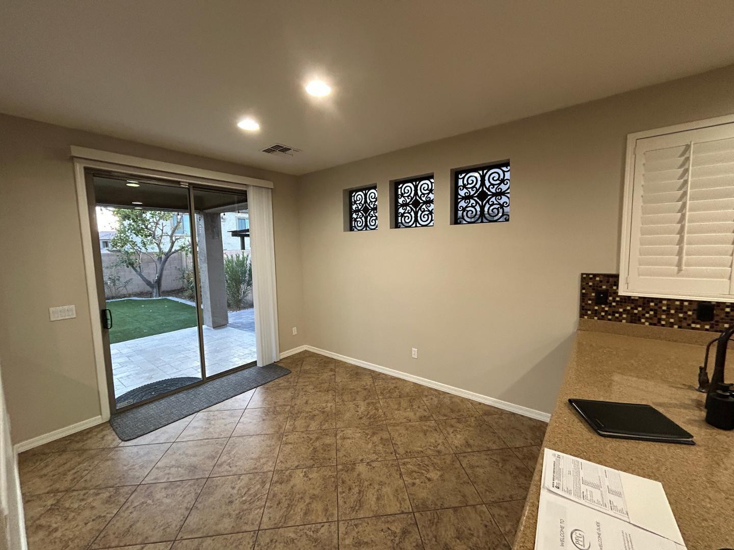 5411 W Rowel Road