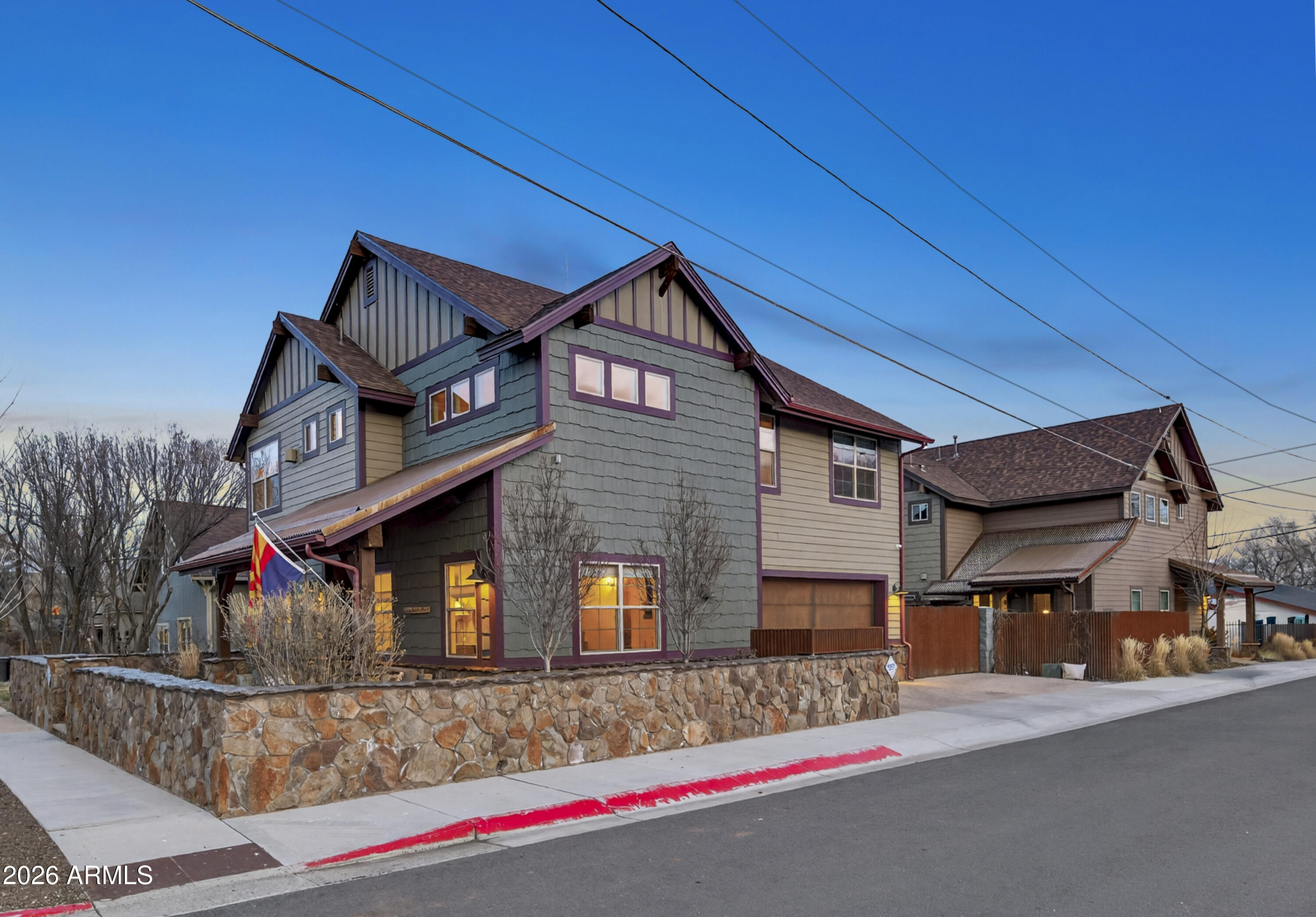 621 W Grand Canyon Avenue