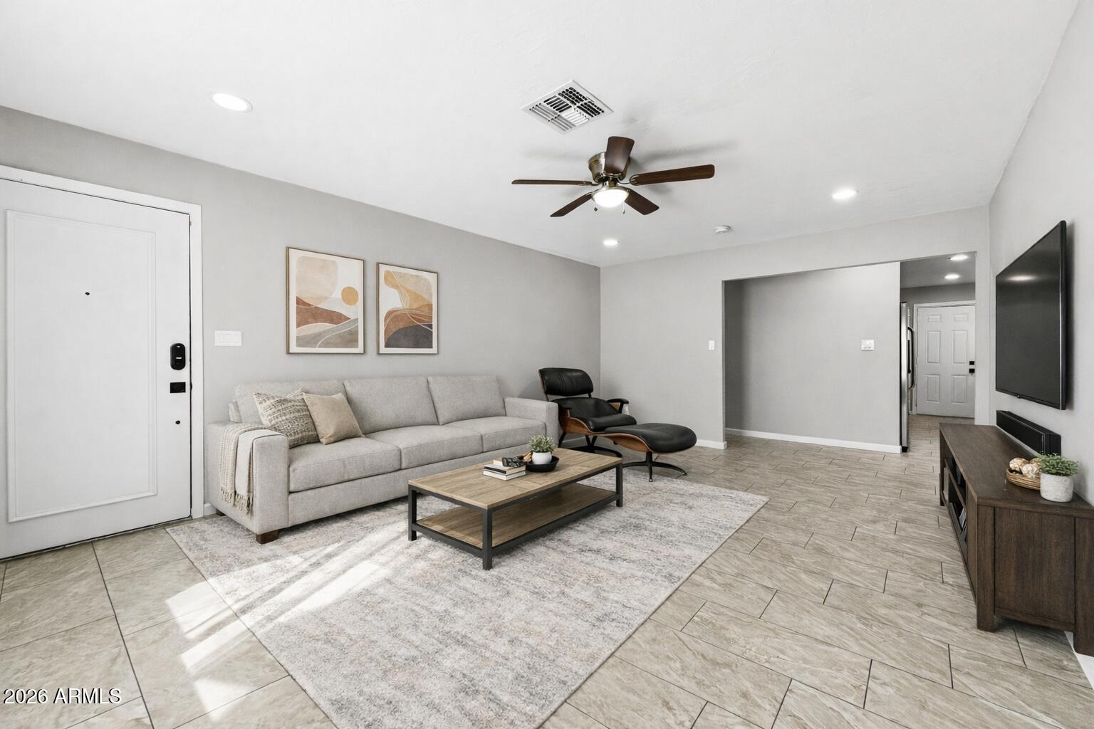 1726 W ROYAL PALM Road