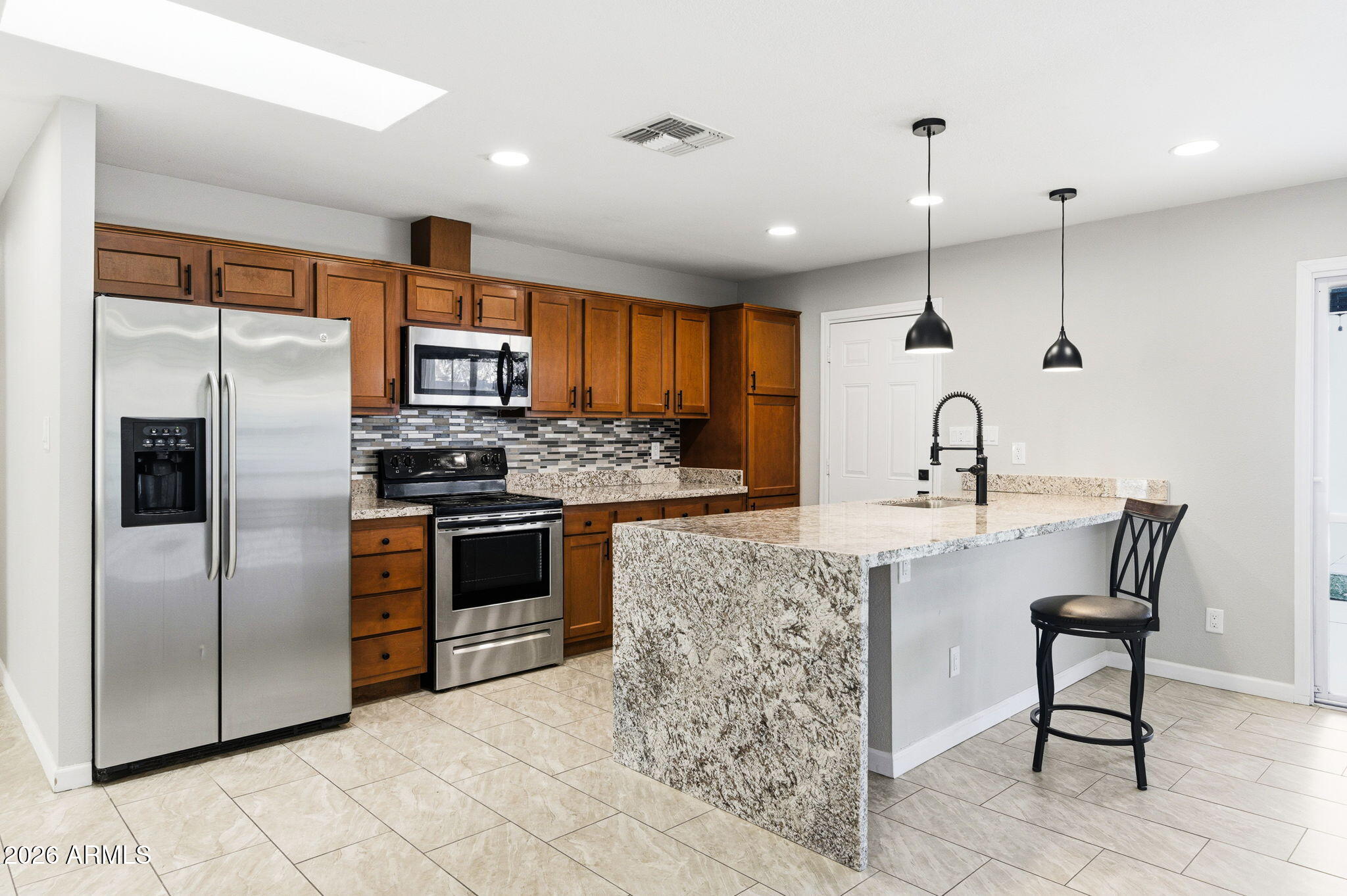 1726 W ROYAL PALM Road