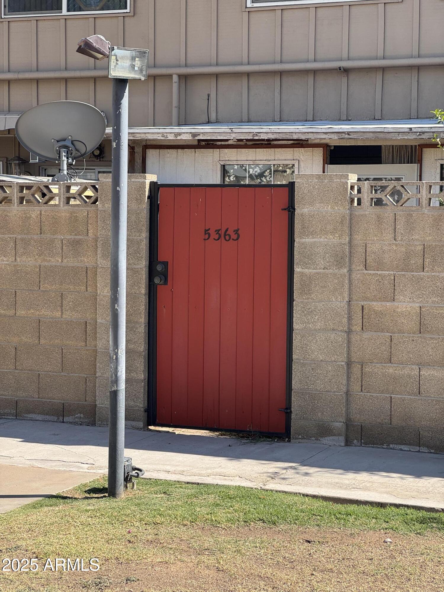 5363 N Black Canyon Highway