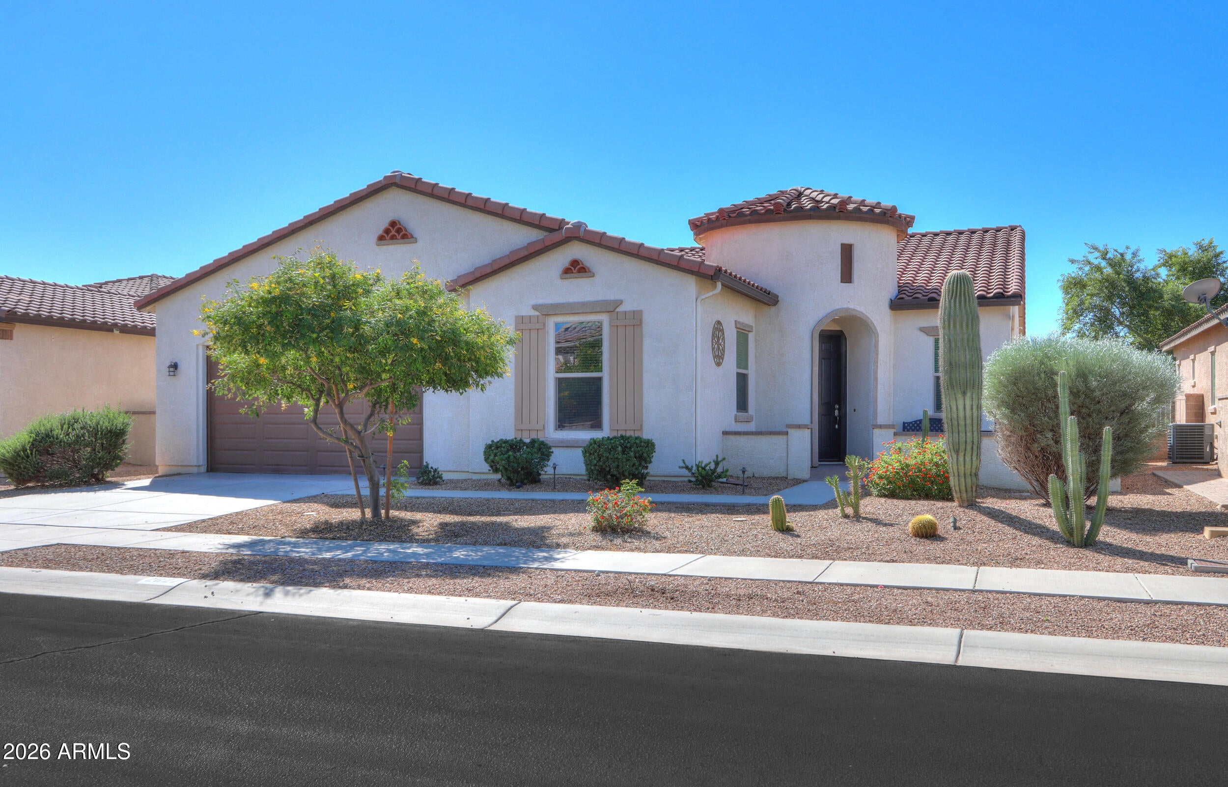 2627 E MARCOS Drive