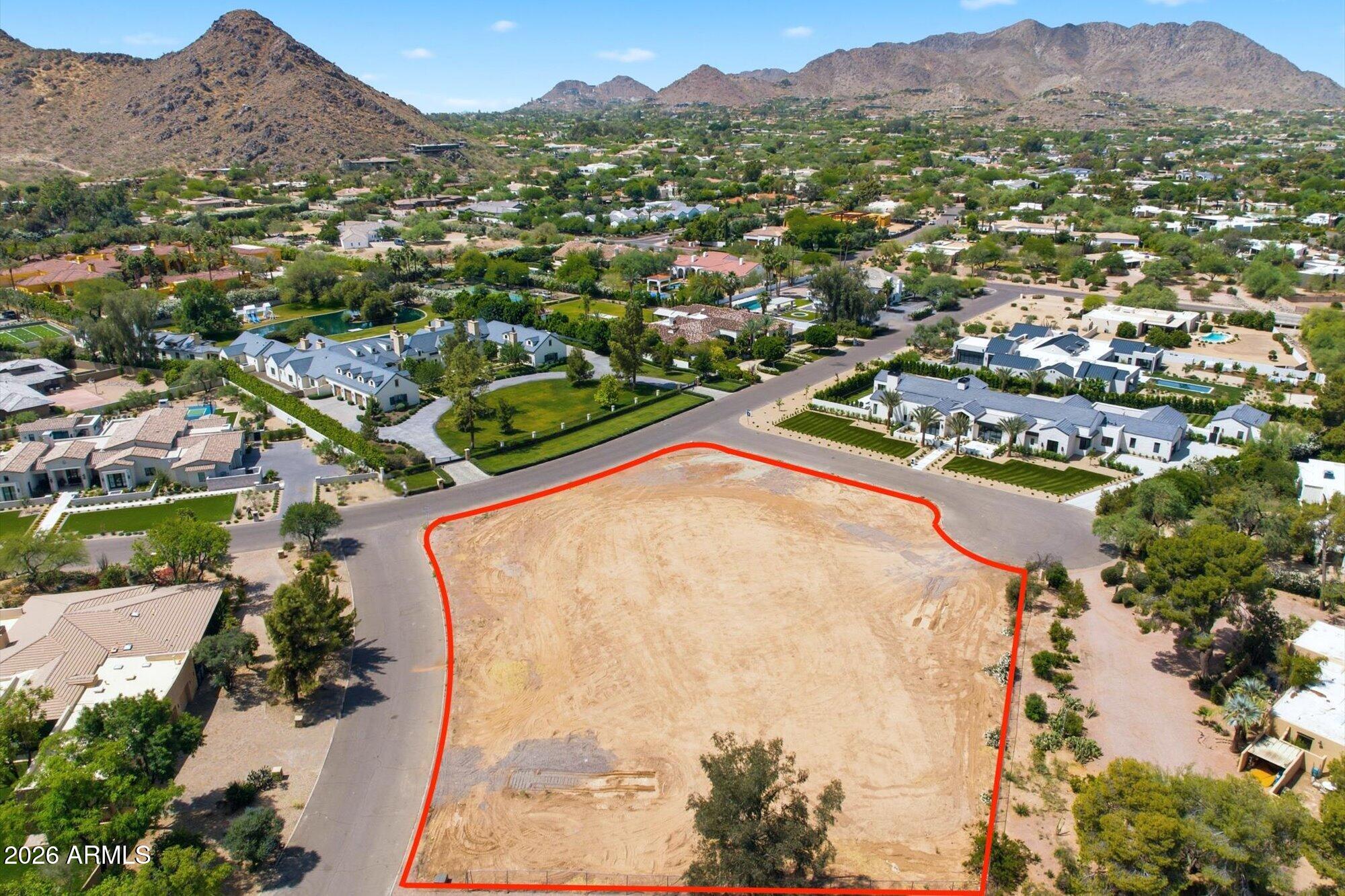 5702 E CABALLO Drive 7