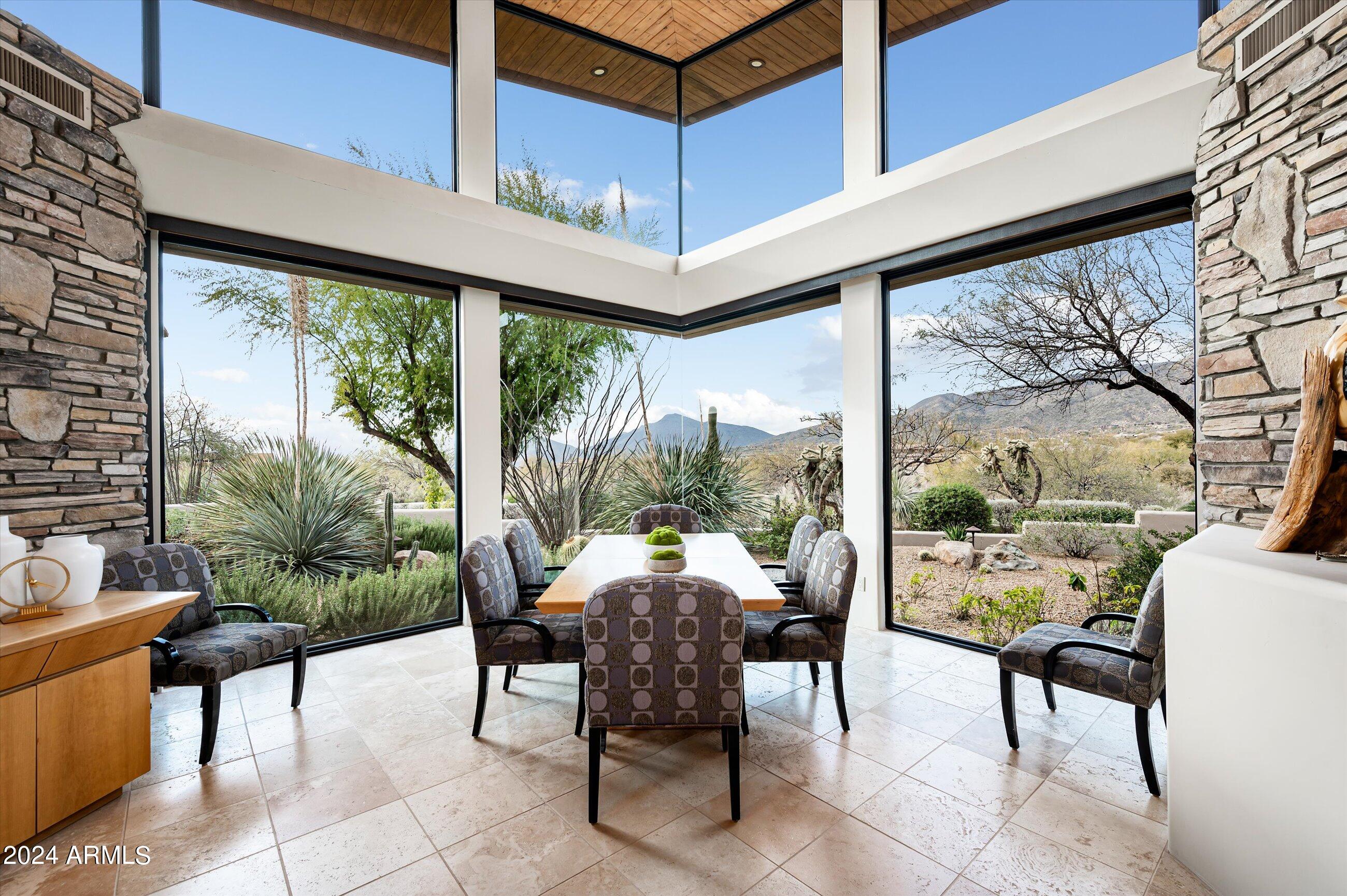 DESERT MOUNTAIN - Residential